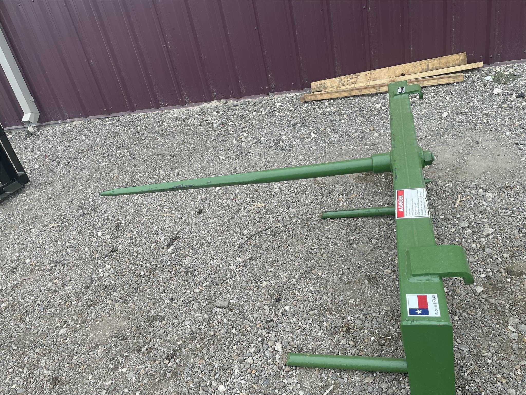 2023 Armstrong Ag RB2500 Loader and Skid Steer Attachment 595