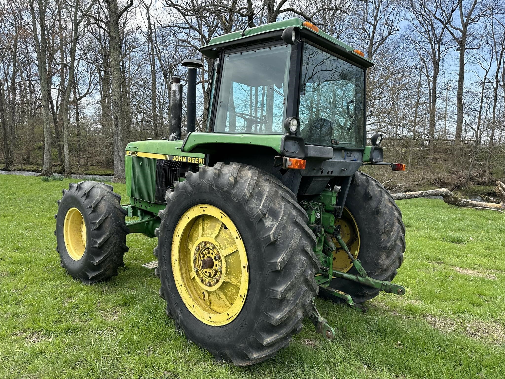 1990 John Deere 4255 Tractor