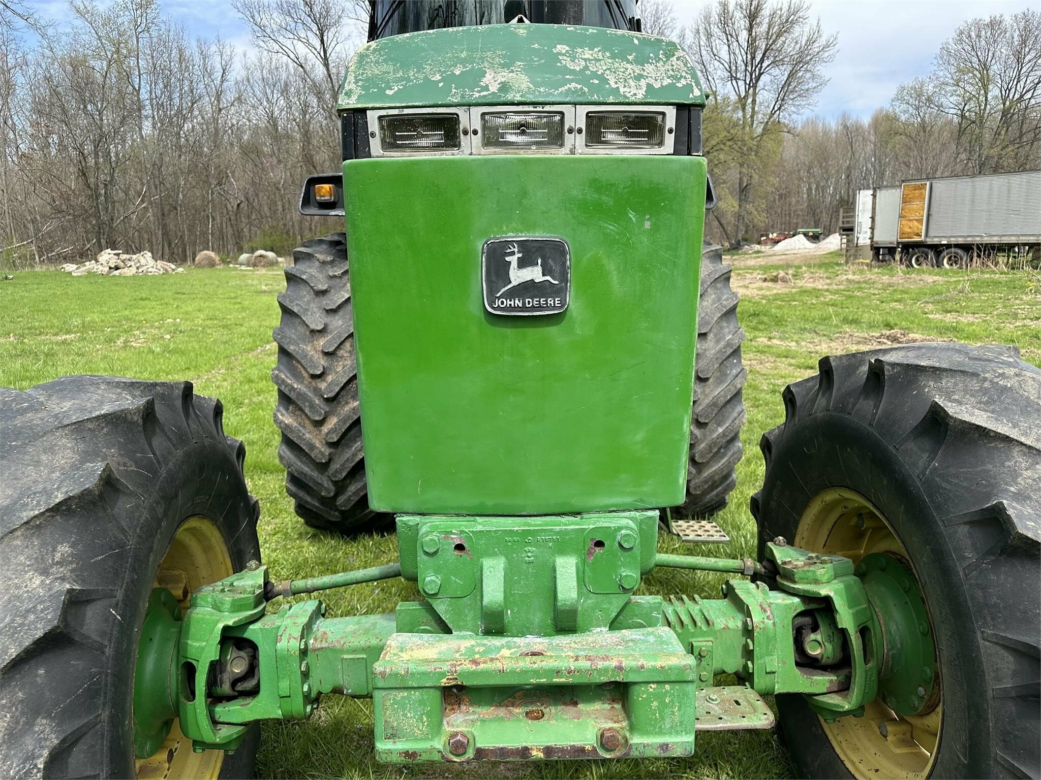 1990 John Deere 4255 Tractor