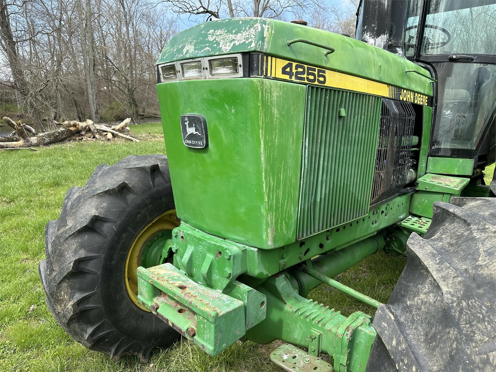 1990 John Deere 4255 Tractor