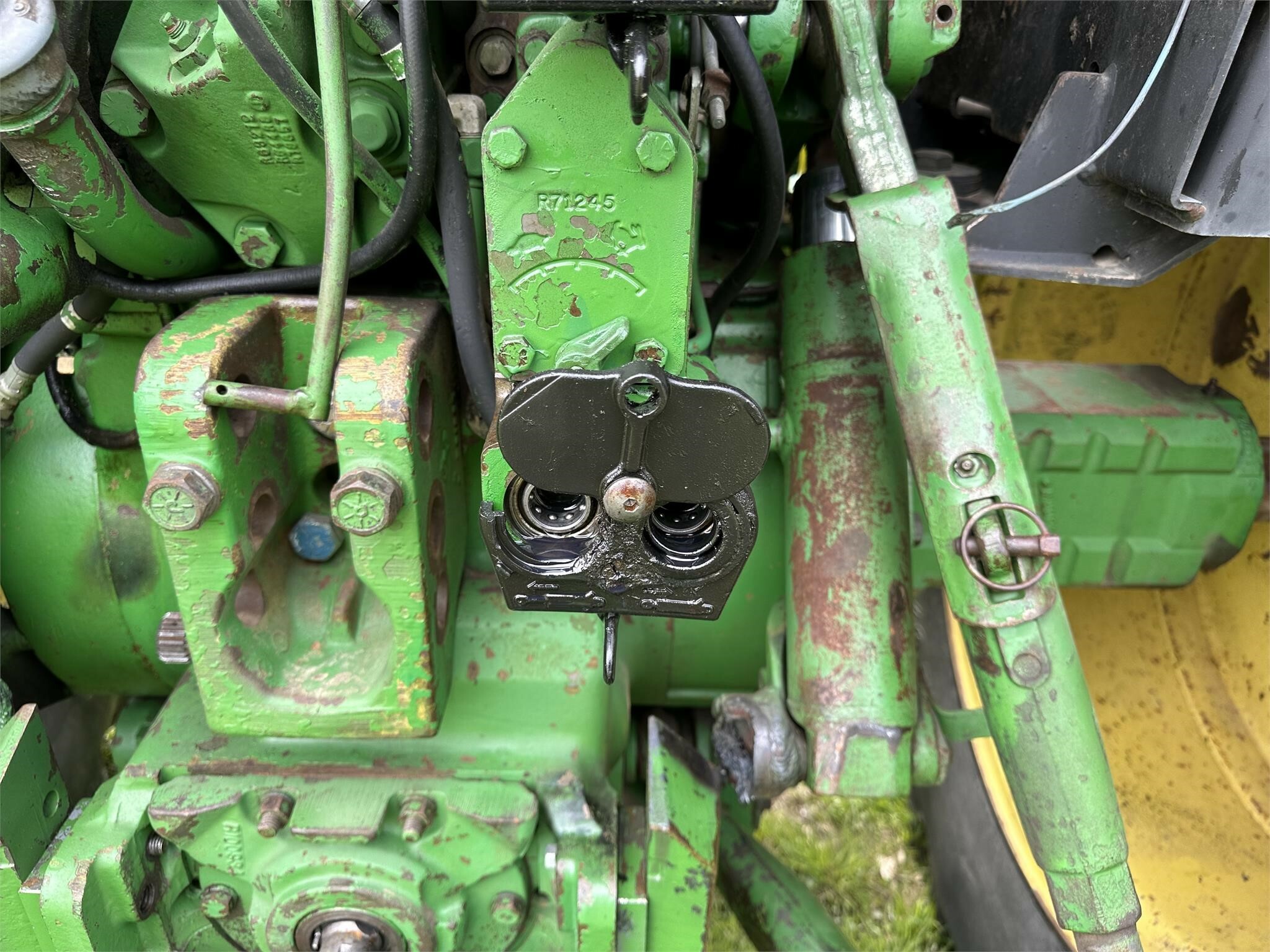 1990 John Deere 4255 Tractor