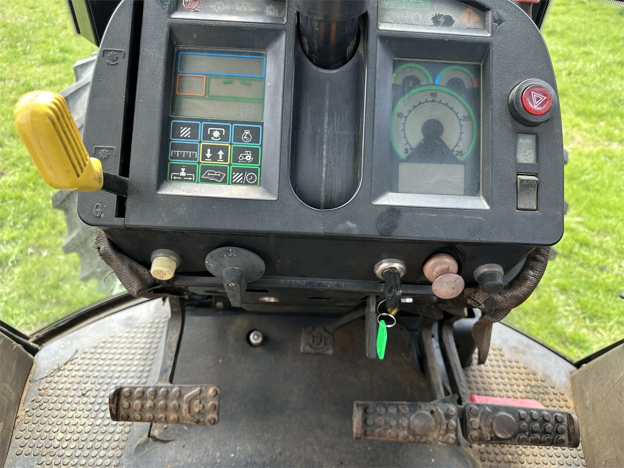 1990 John Deere 4255 Tractor