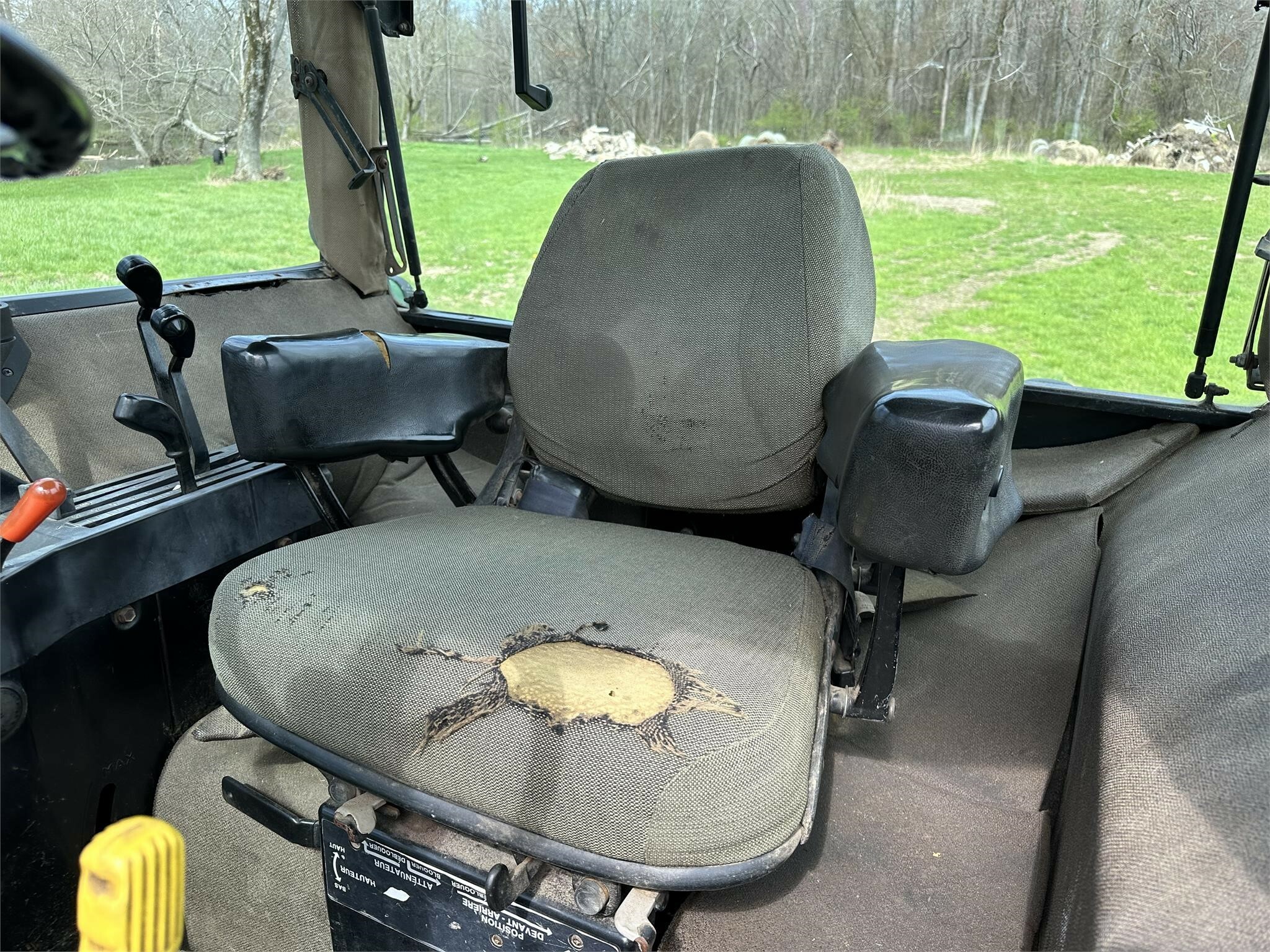 1990 John Deere 4255 Tractor