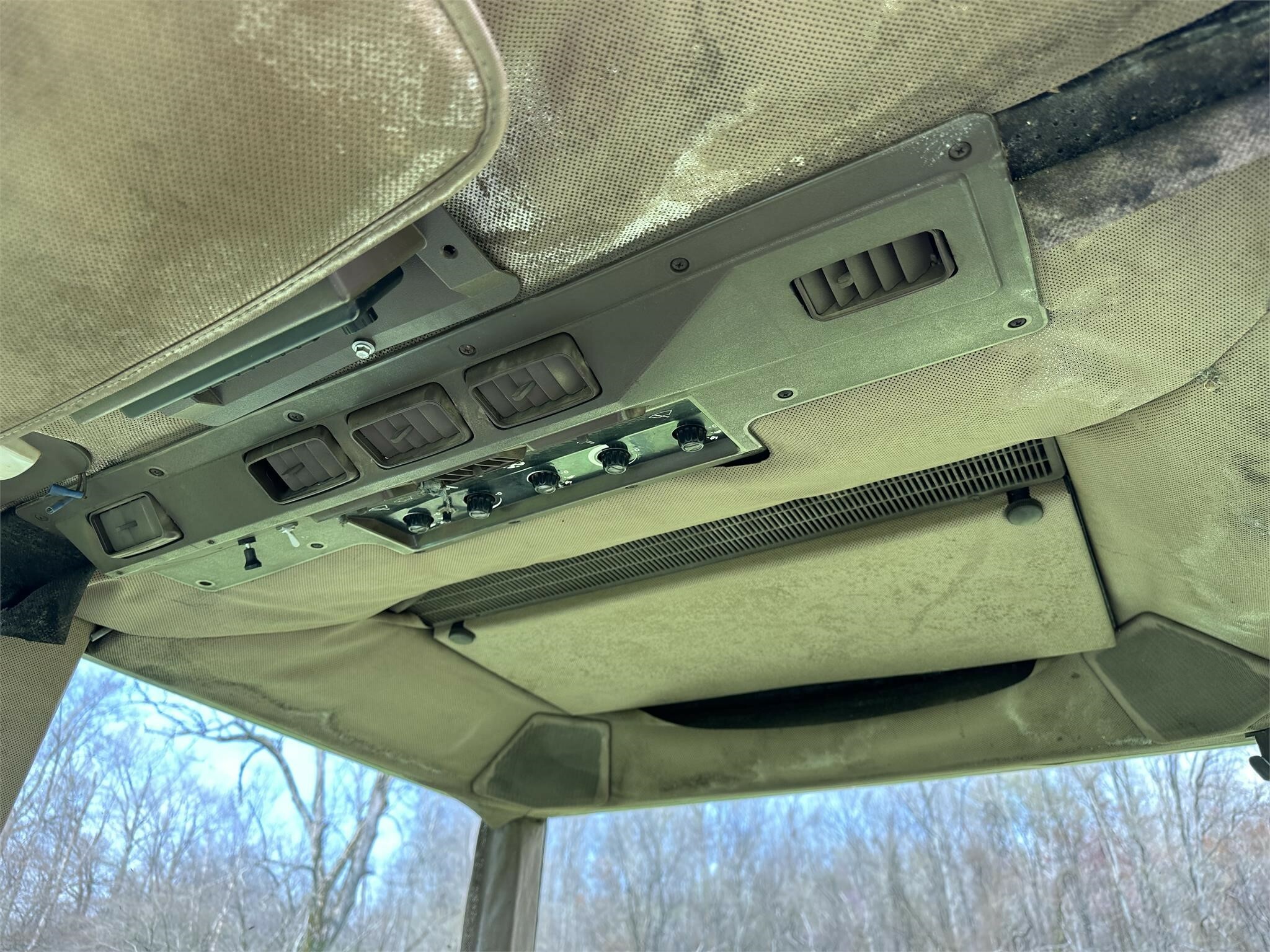 1990 John Deere 4255 Tractor