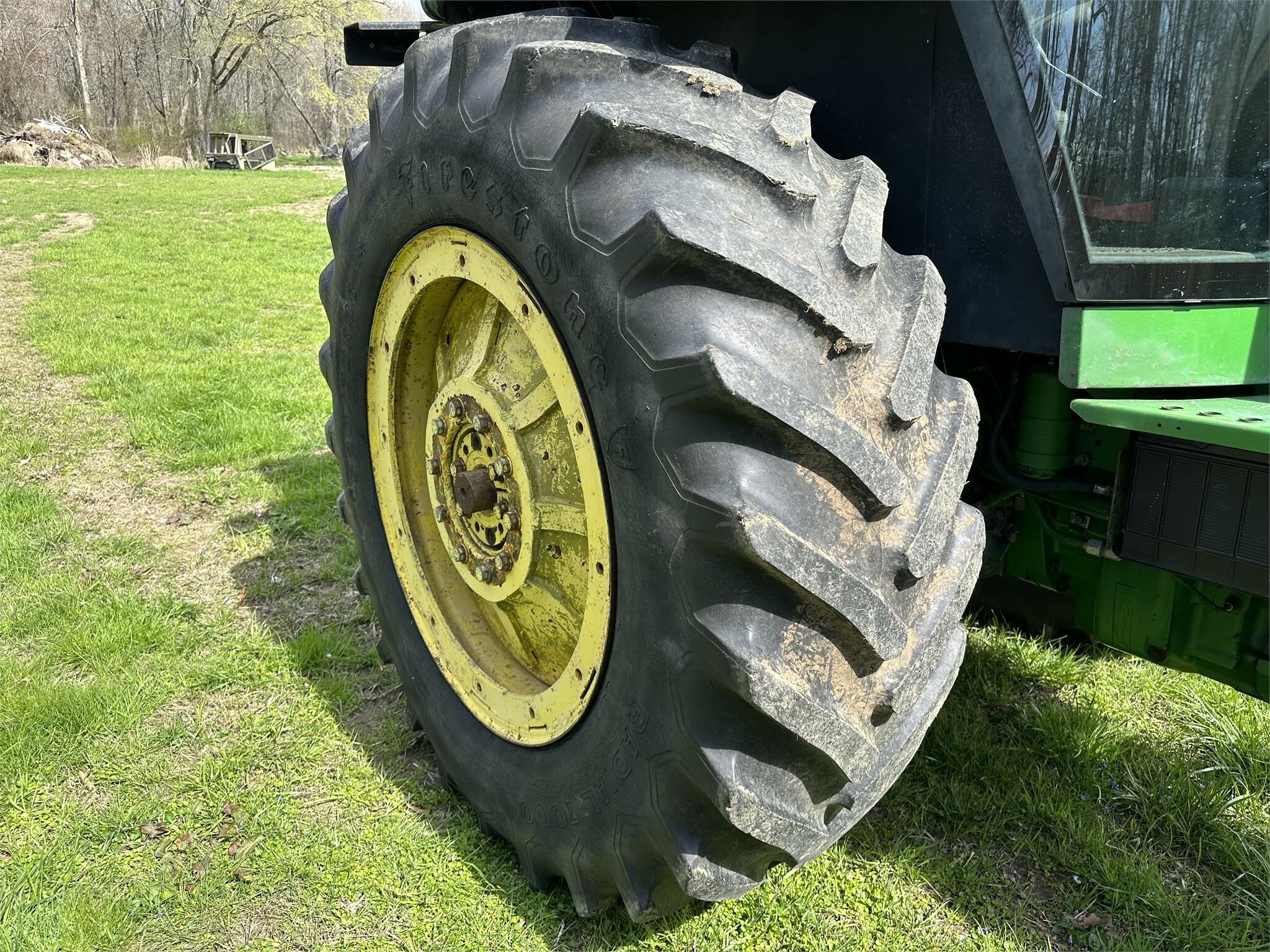 1990 John Deere 4255 Tractor