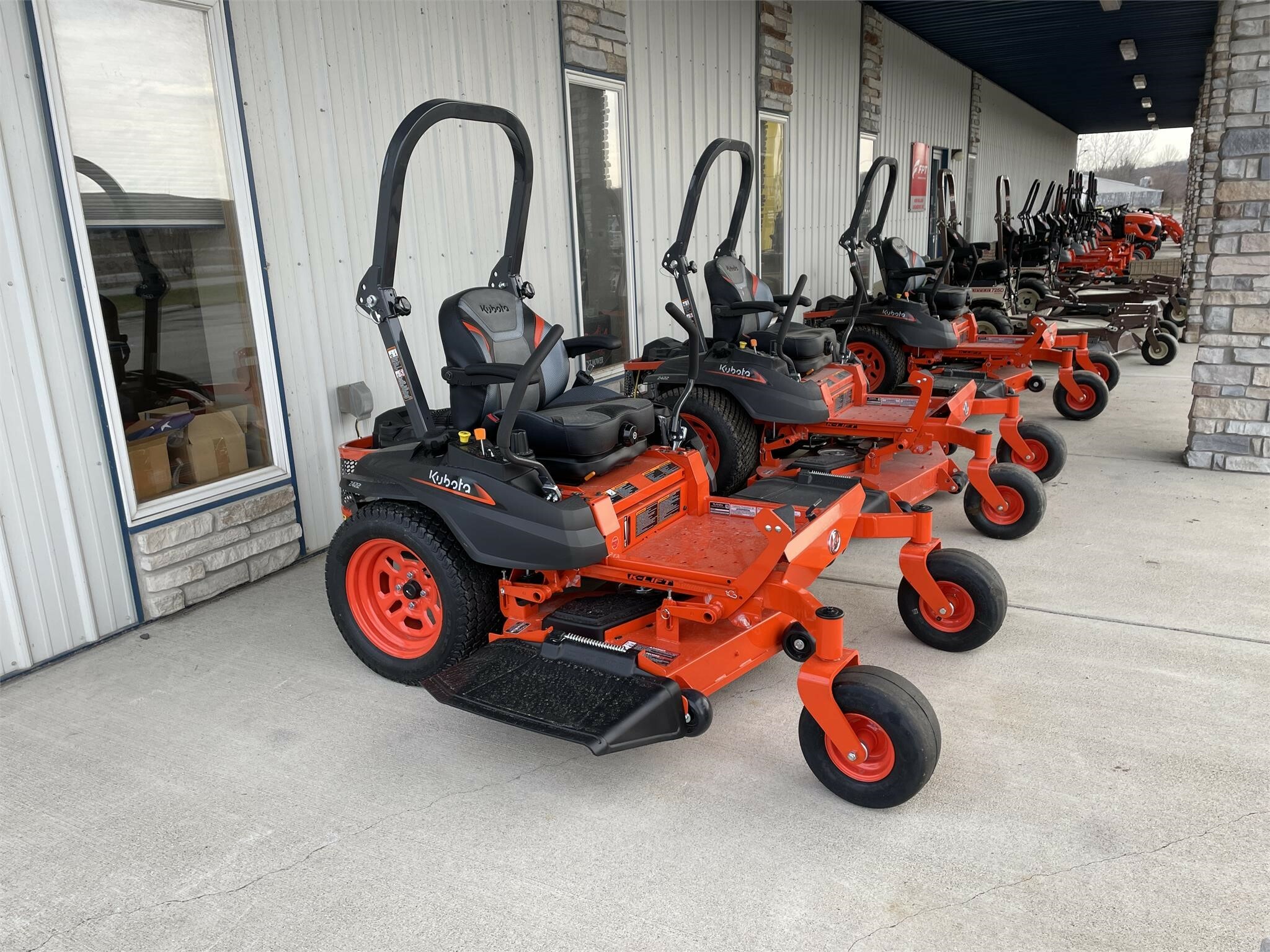 2023 Kubota Z422 Lawn Mower Call Machinery Pete