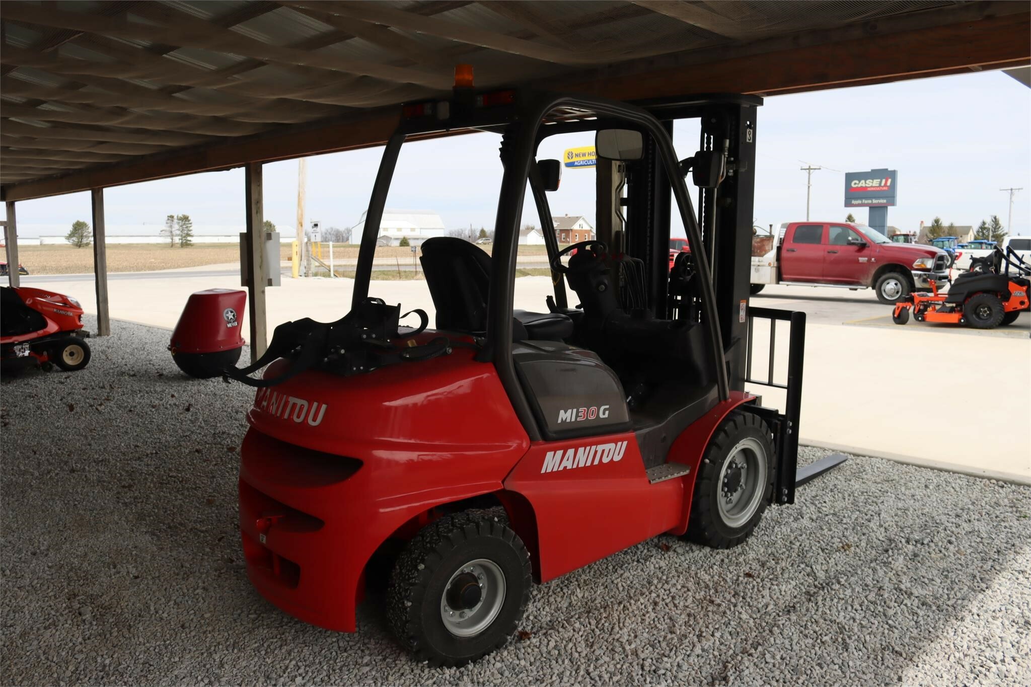  Manitou MI30G Forklift