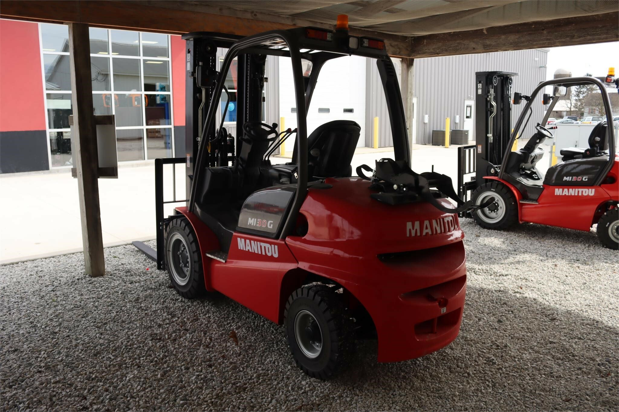  Manitou MI30G Forklift
