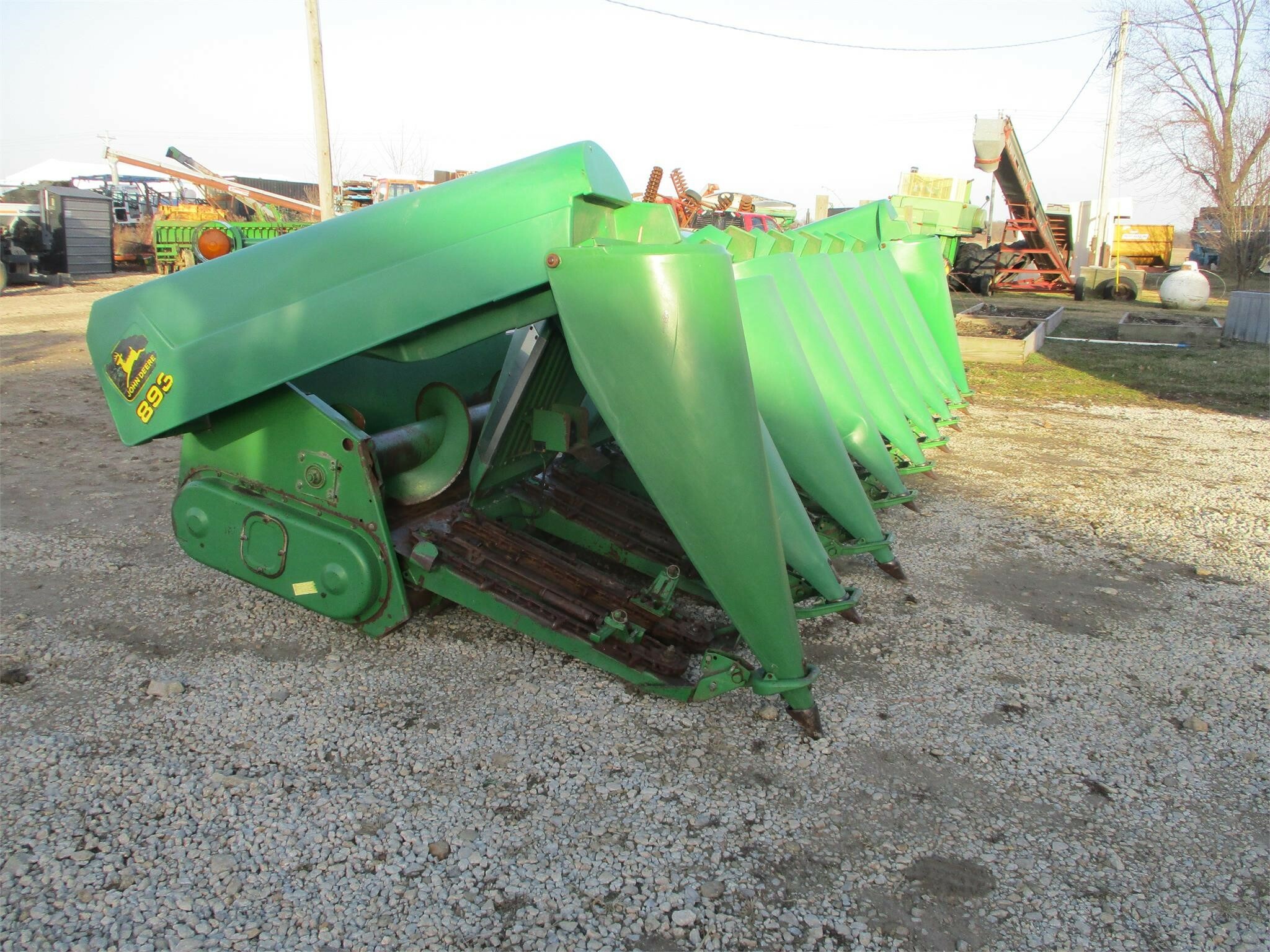  John Deere 893 Corn Head