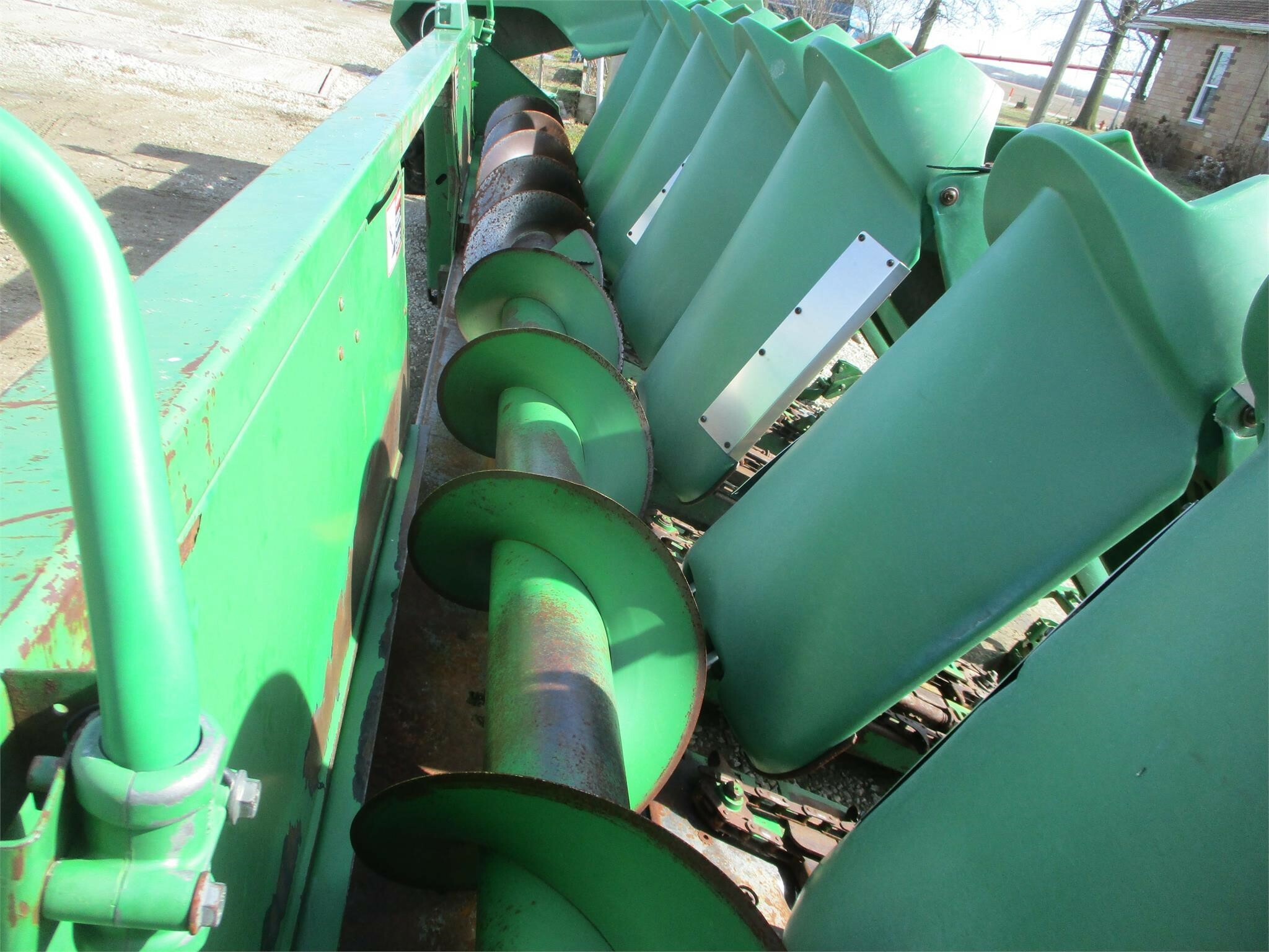  John Deere 893 Corn Head