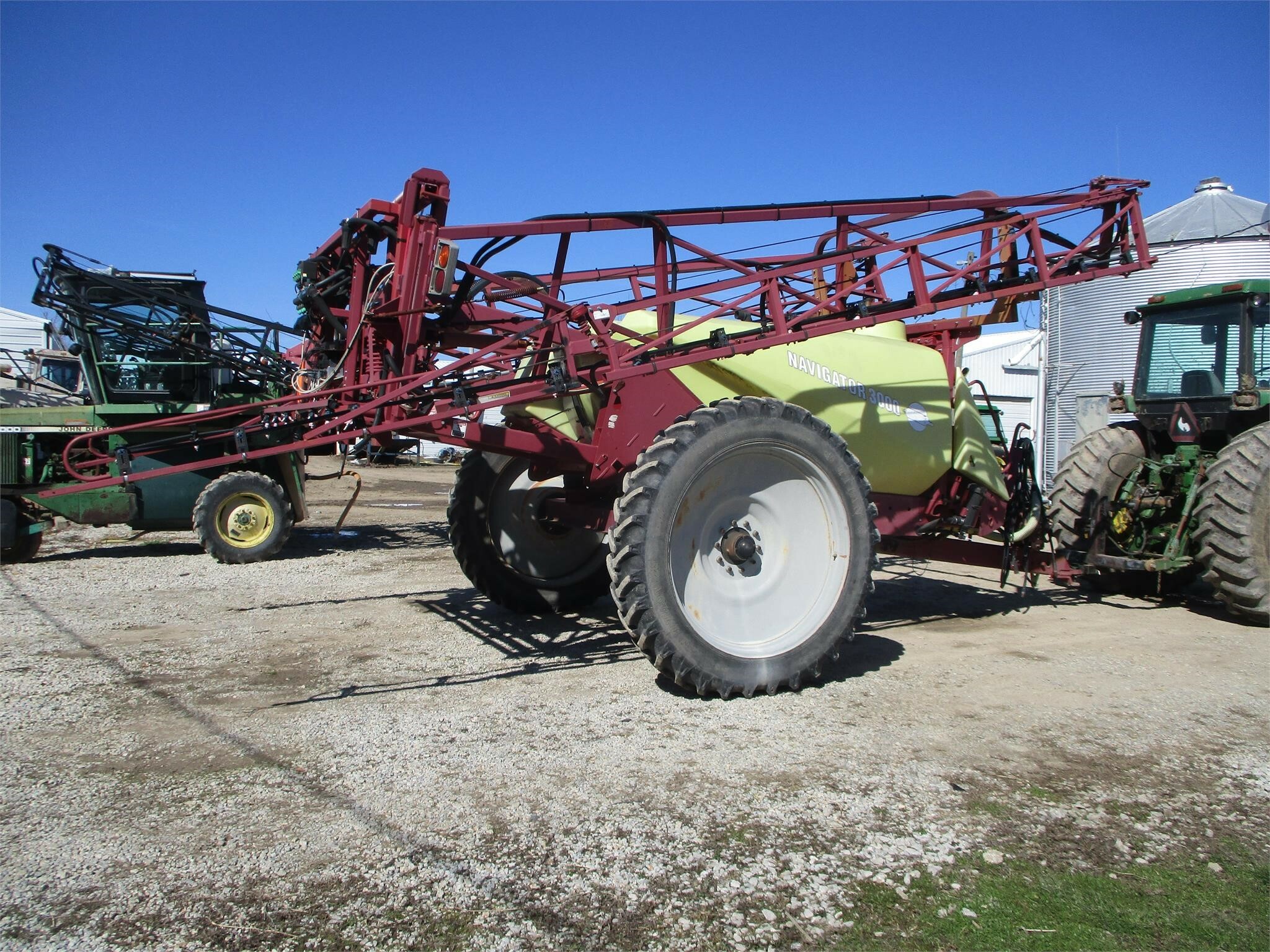  Hardi Navigator 3000 Pull-Type Sprayer