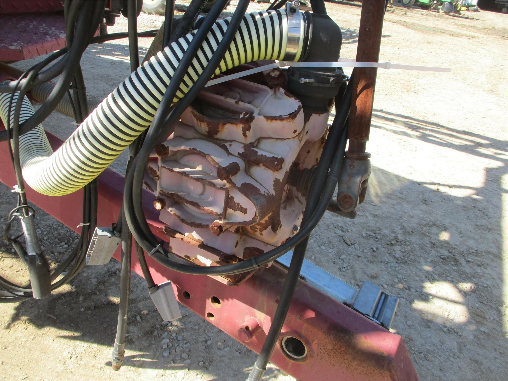  Hardi Navigator 3000 Pull-Type Sprayer