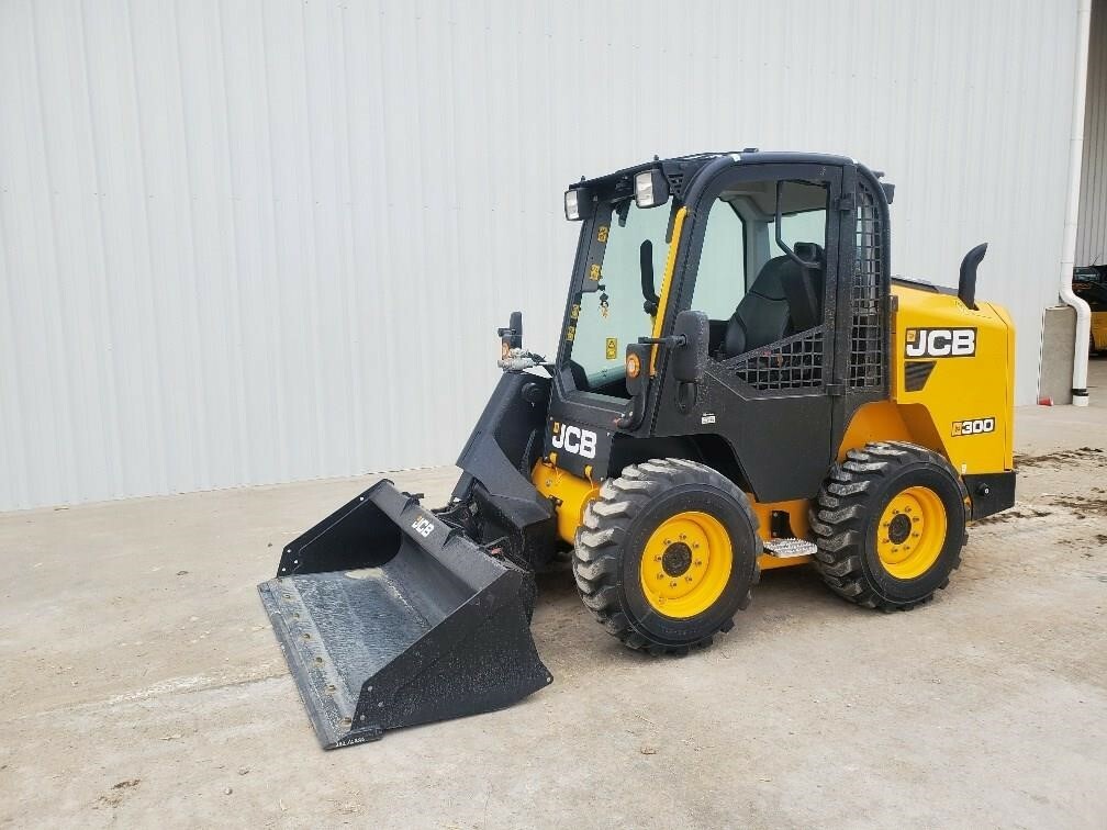 2023 JCB 300 Skid Steer Call Machinery Pete