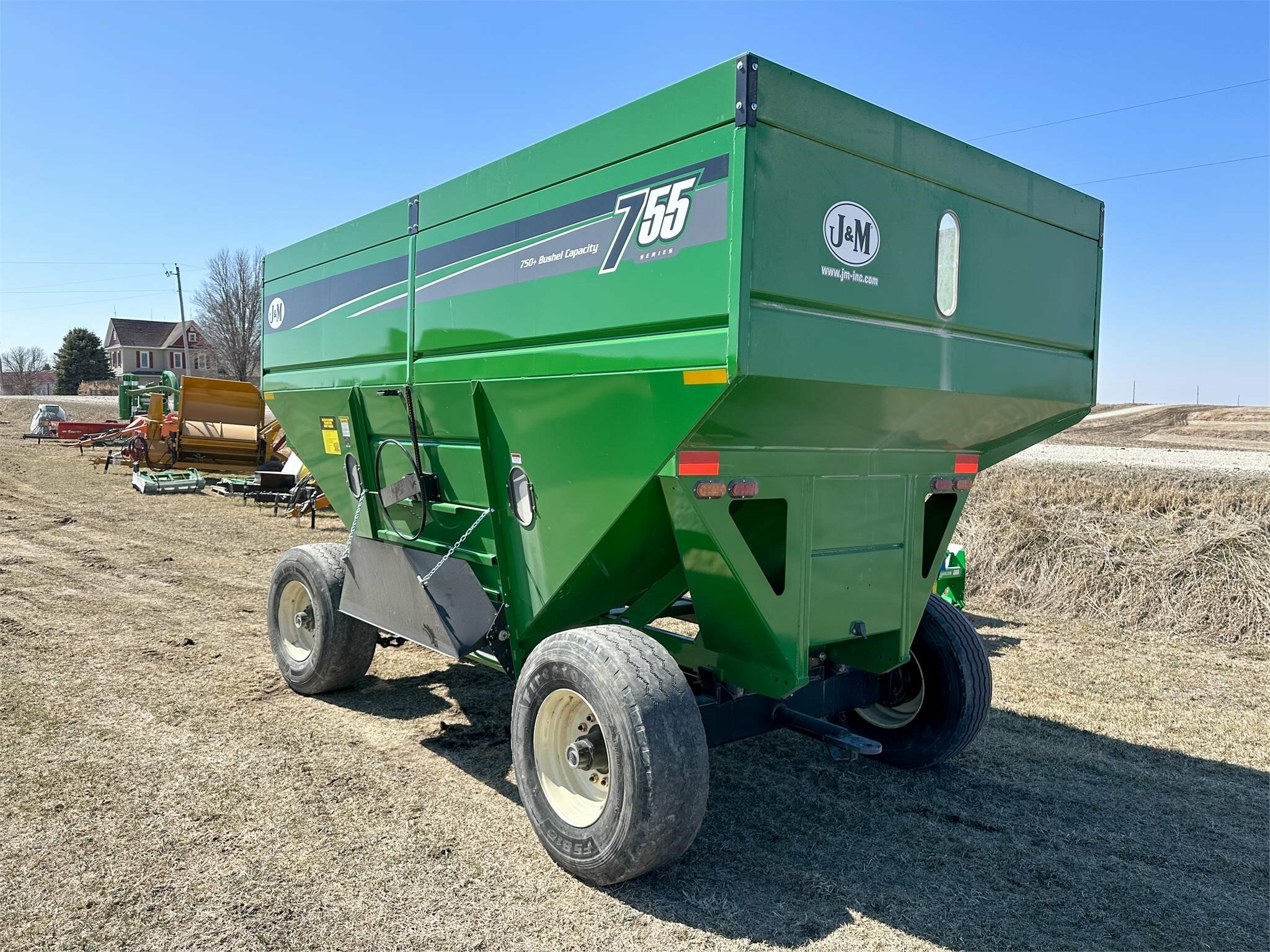 2026 J&M 755SD Gravity Wagon