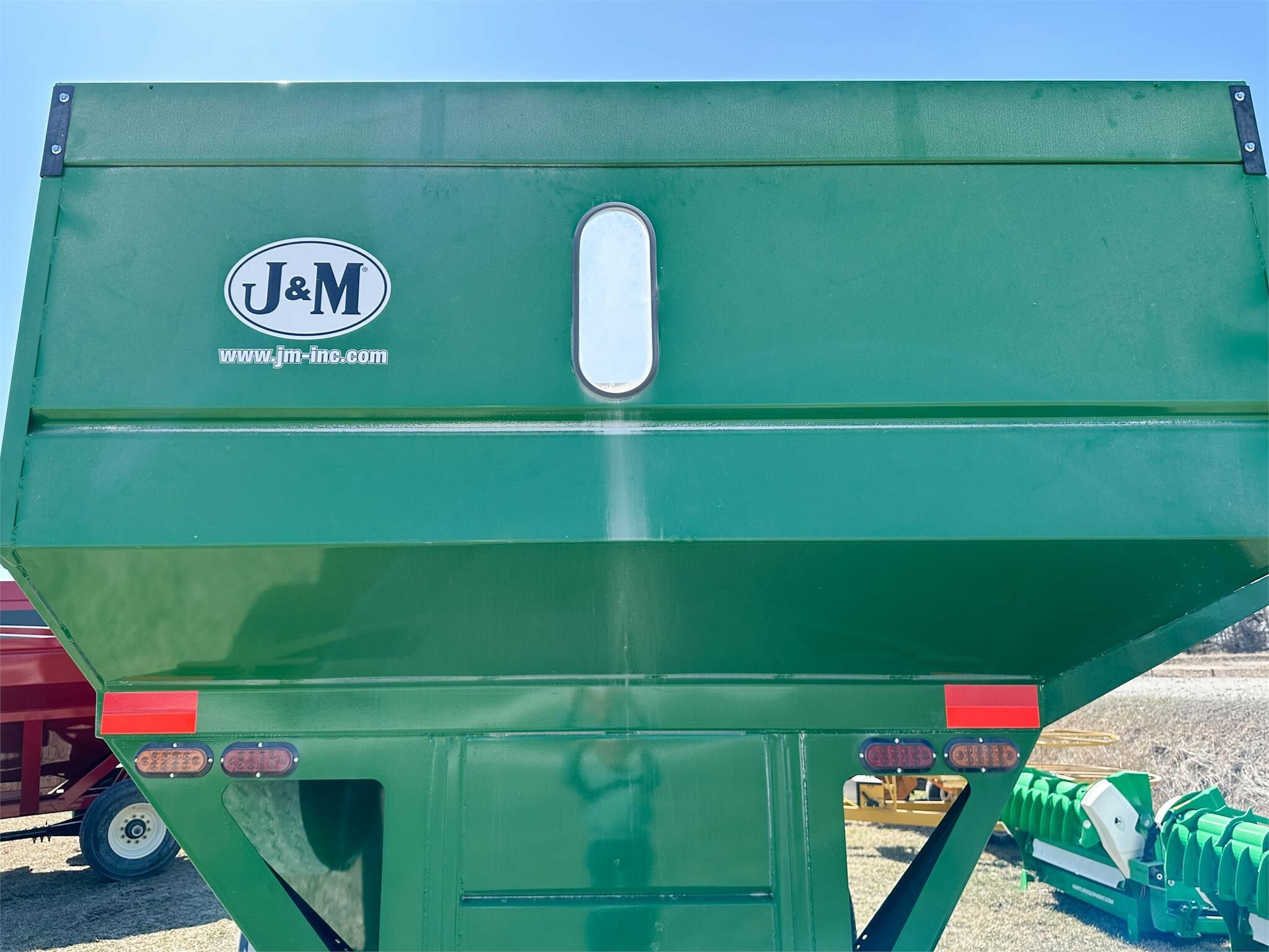 2026 J&M 755SD Gravity Wagon