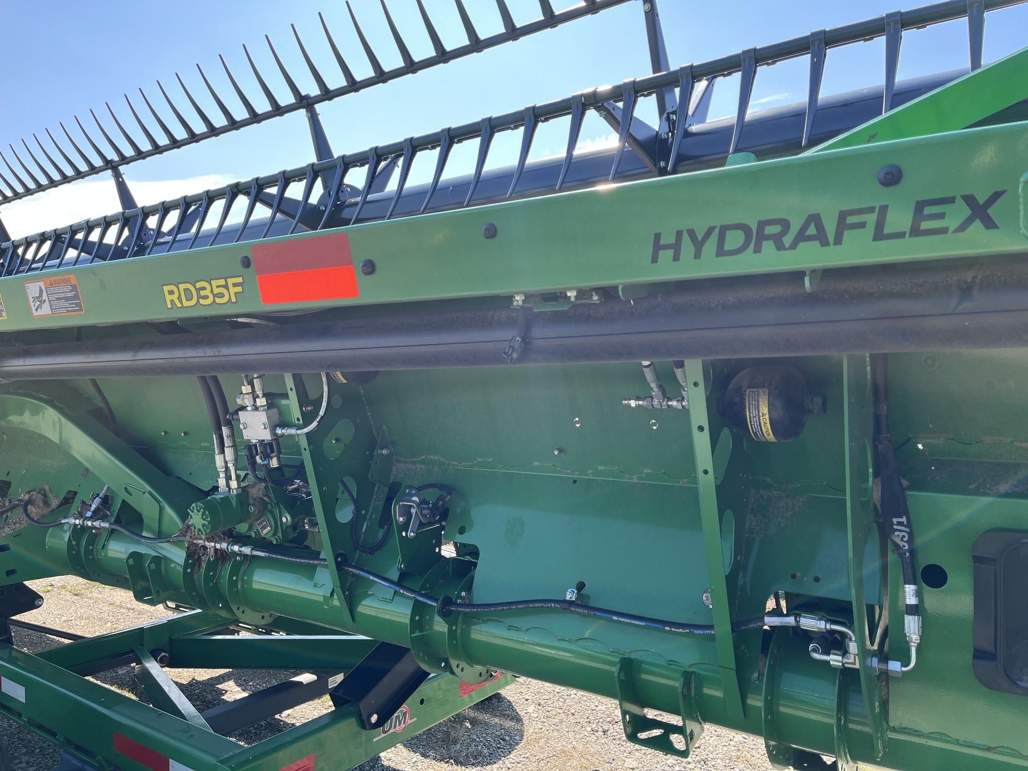 2022 John Deere RD35F Platform