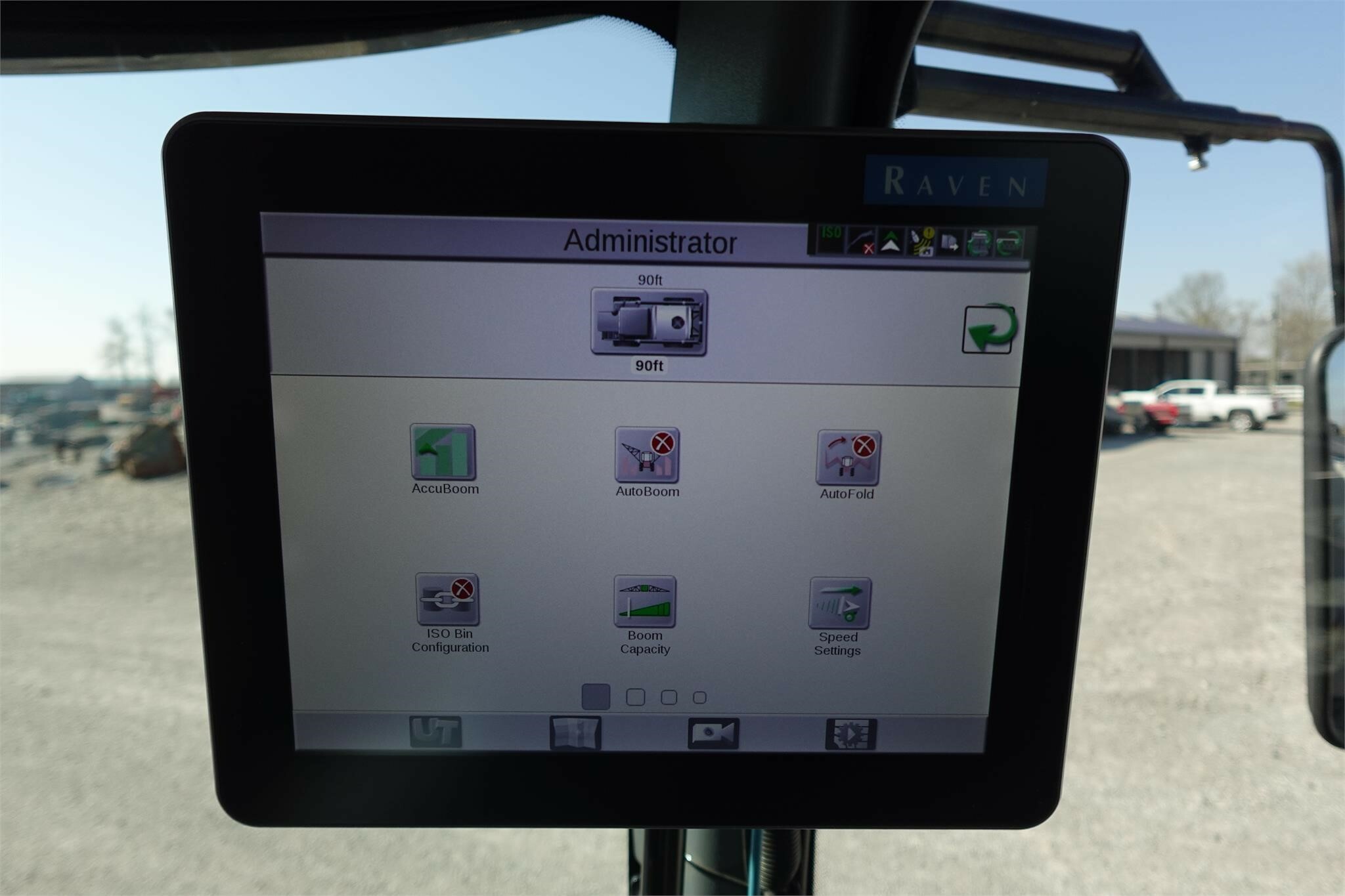 2017 GVM Prowler E330 SelfPropelled Fertilizer Spreader 135,000