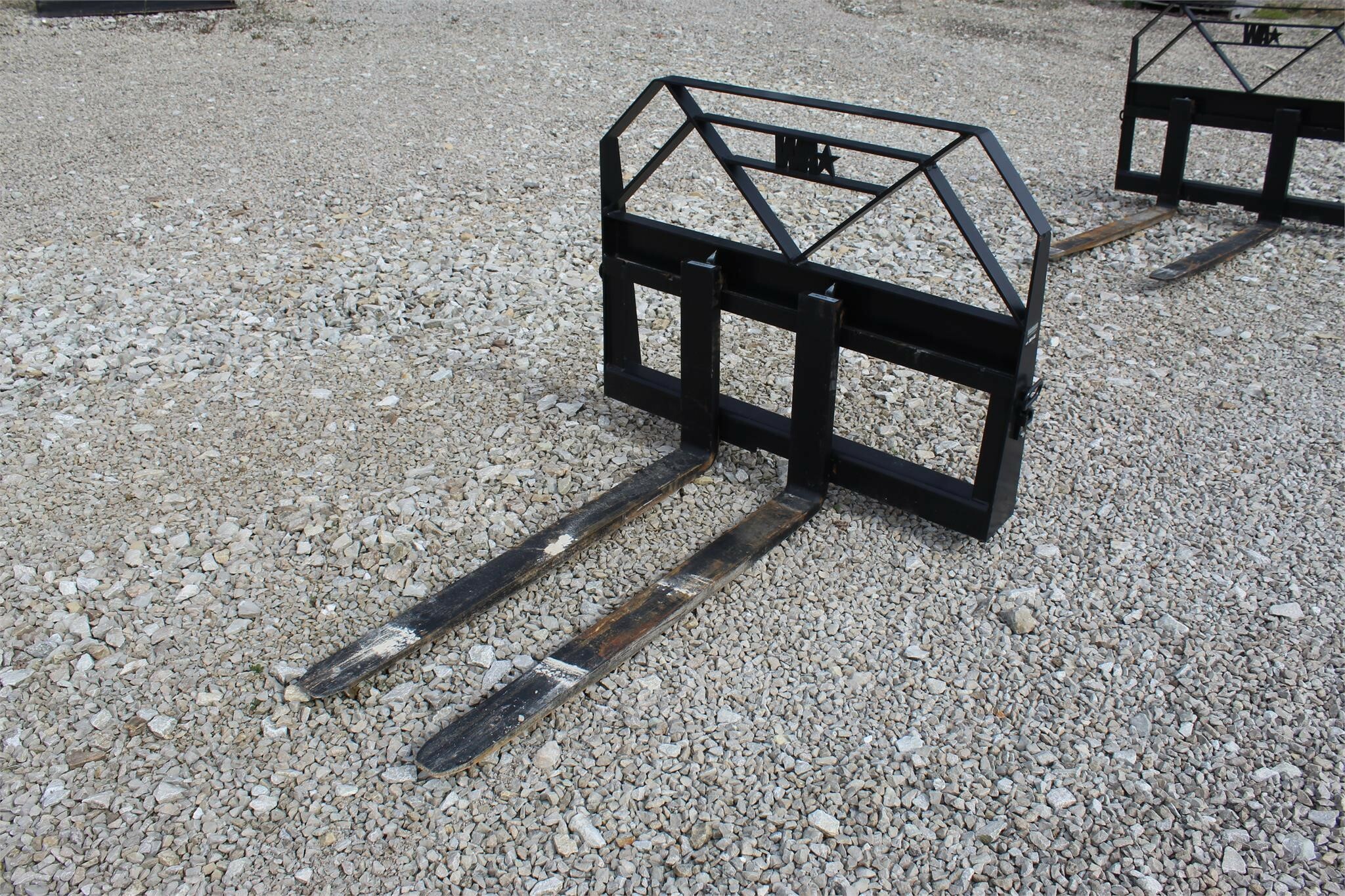 Warrior PALLET FORK ATTACHMENT Loader and Skid Steer Attachment 975