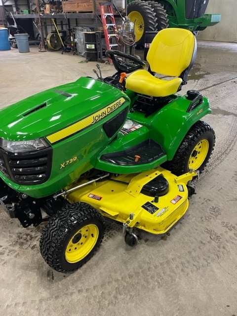 2016 John Deere X739 Lawn Mower