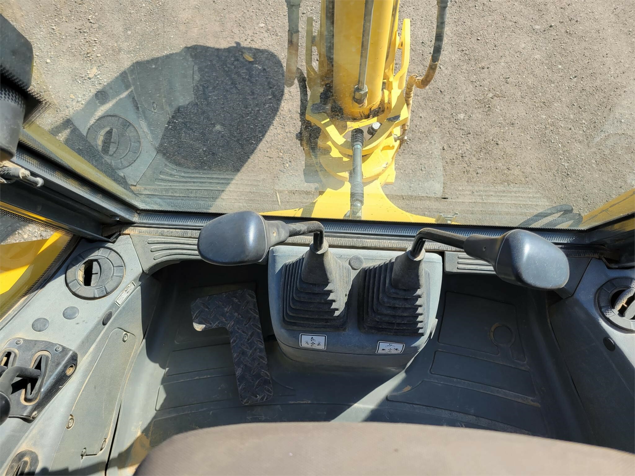 2003 New Holland LB75B Backhoe 39,500 Machinery Pete