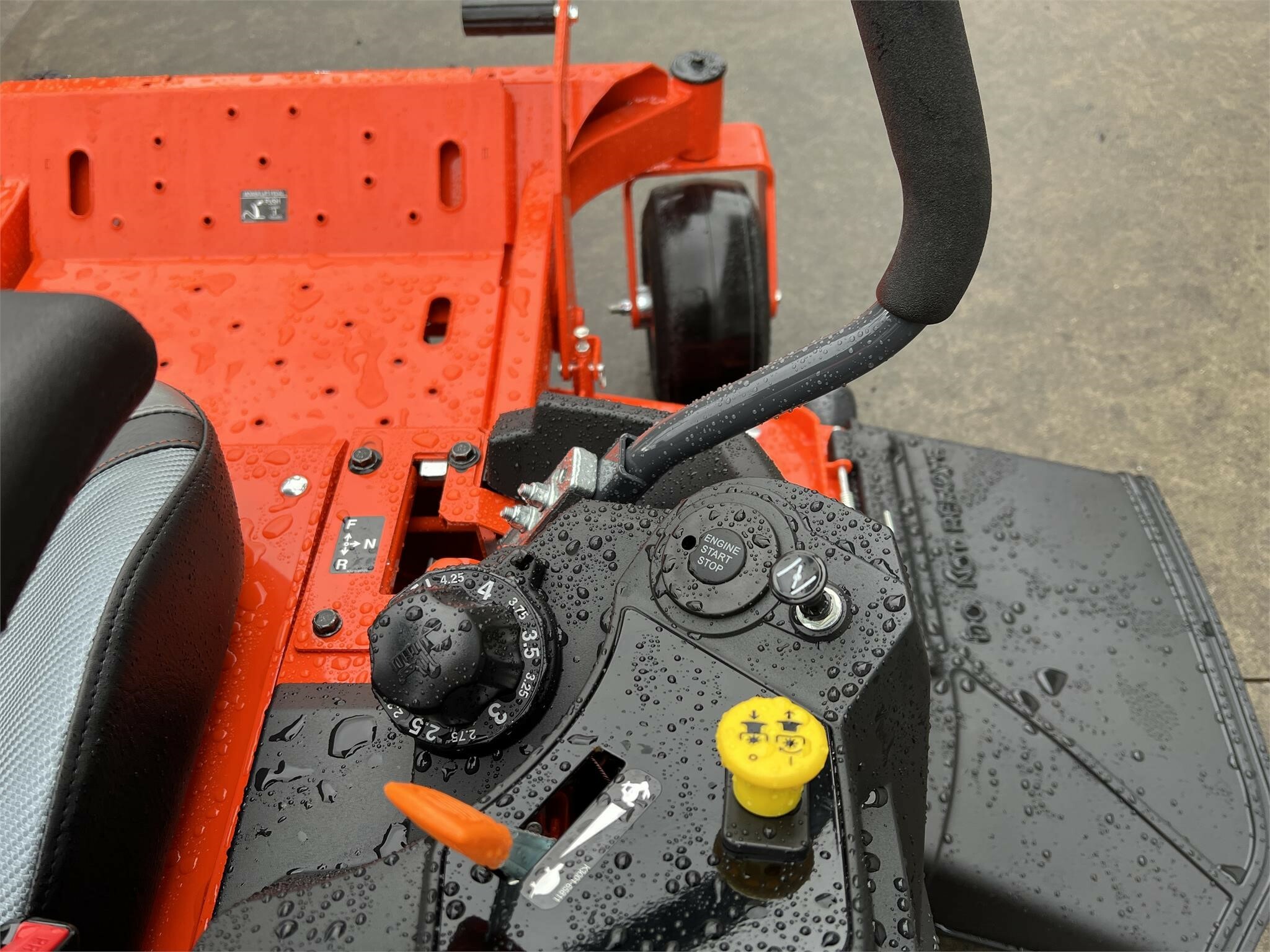 2026 Kubota Z252 Lawn Mower - $7,899 | Machinery Pete