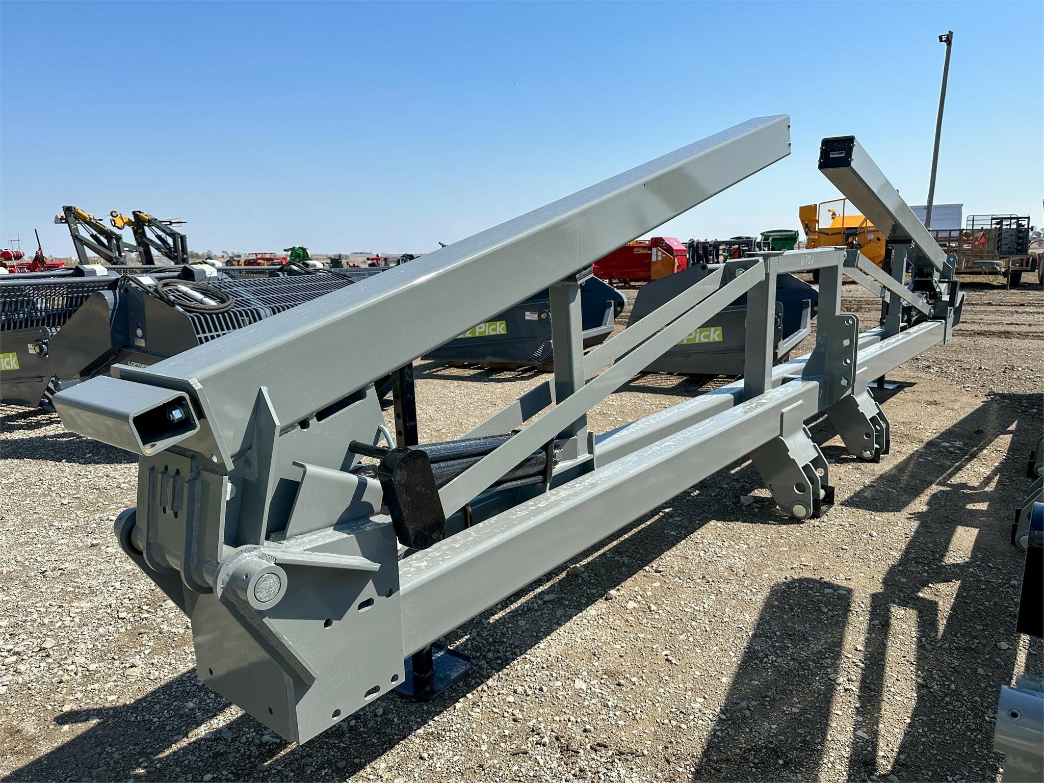 2026 Hiniker 6500 Cultivator