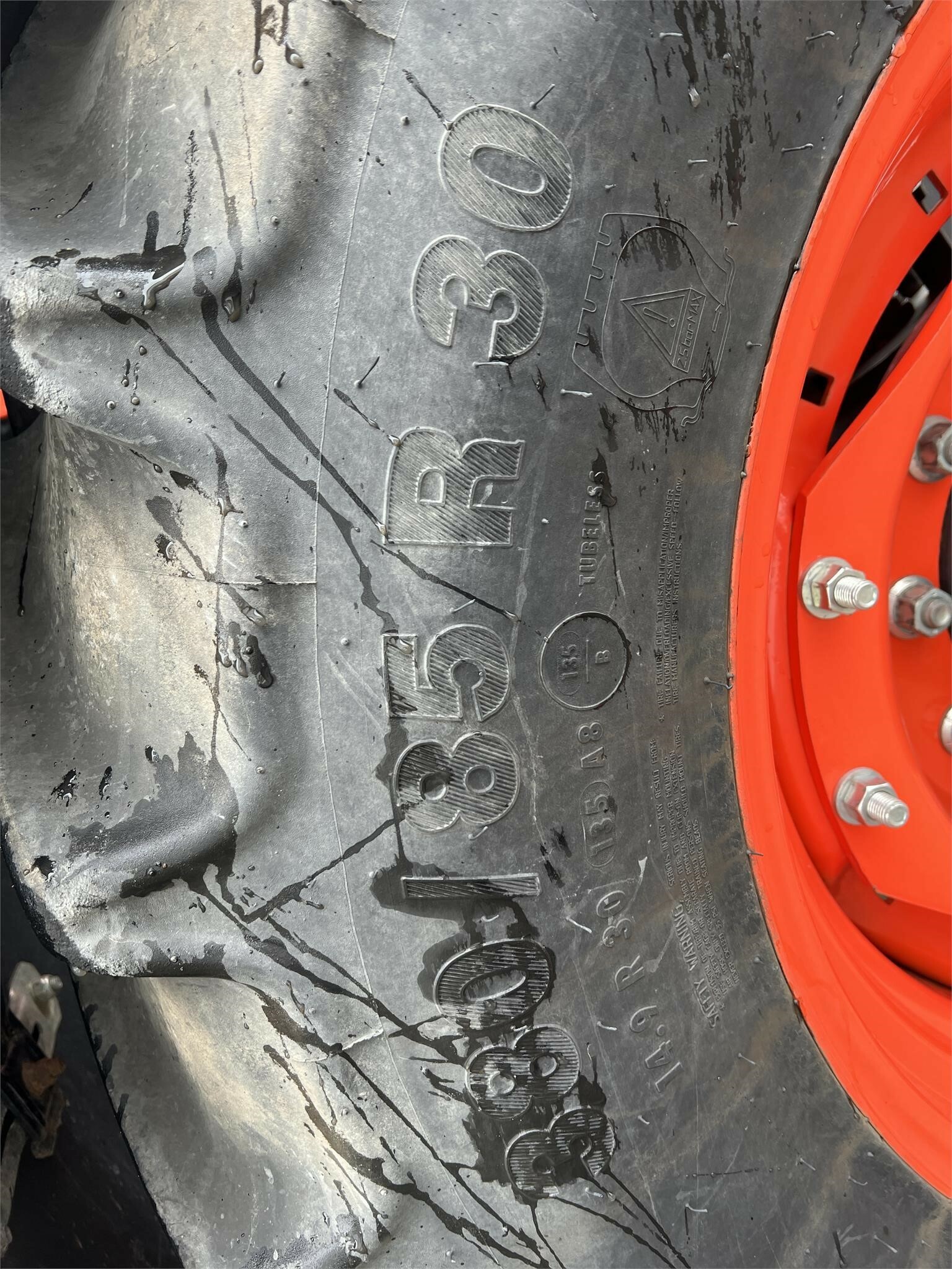 2018 Kubota M7-171 PREMIUM KVT Tractor