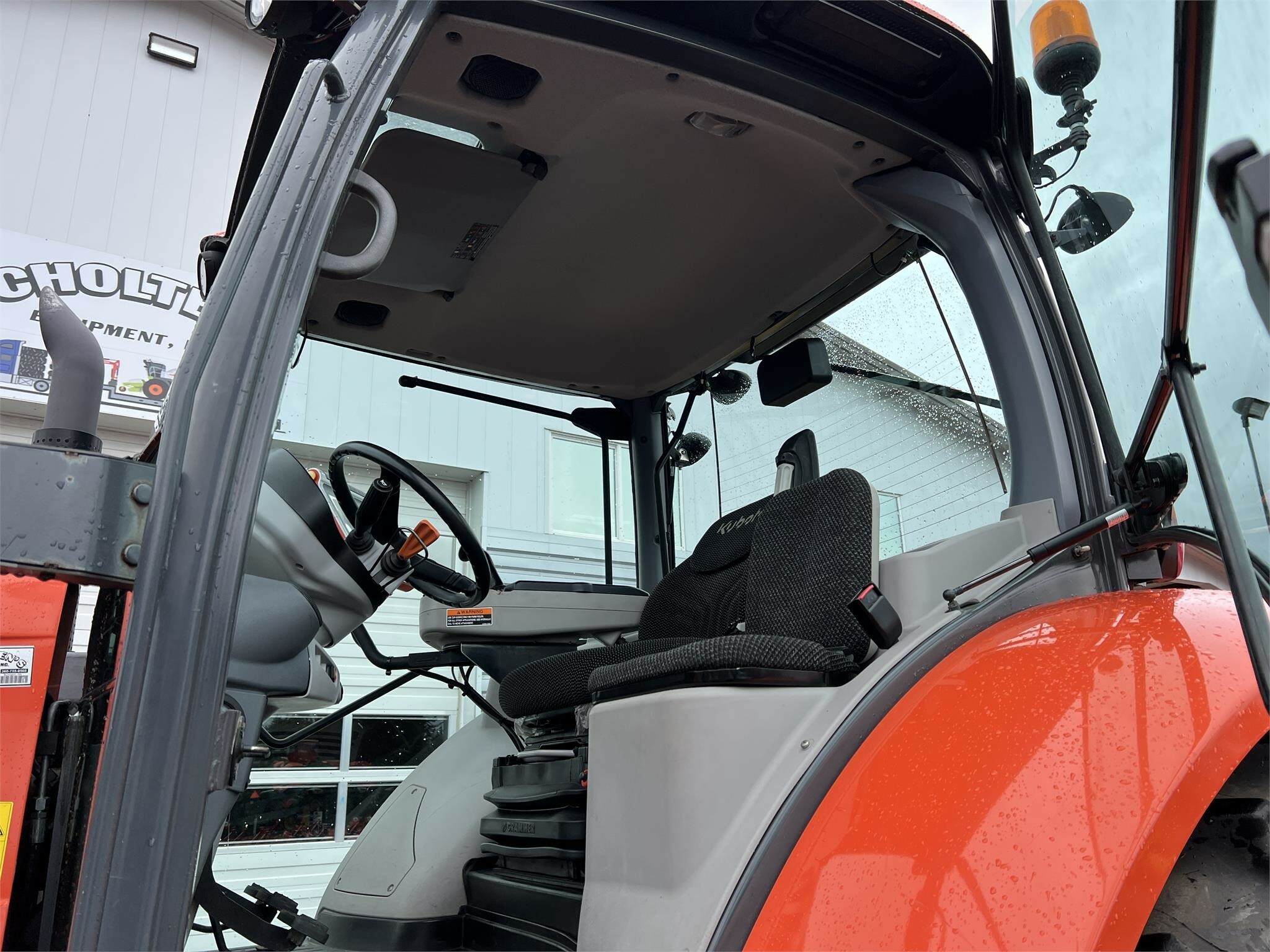 2018 Kubota M7-171 PREMIUM KVT Tractor