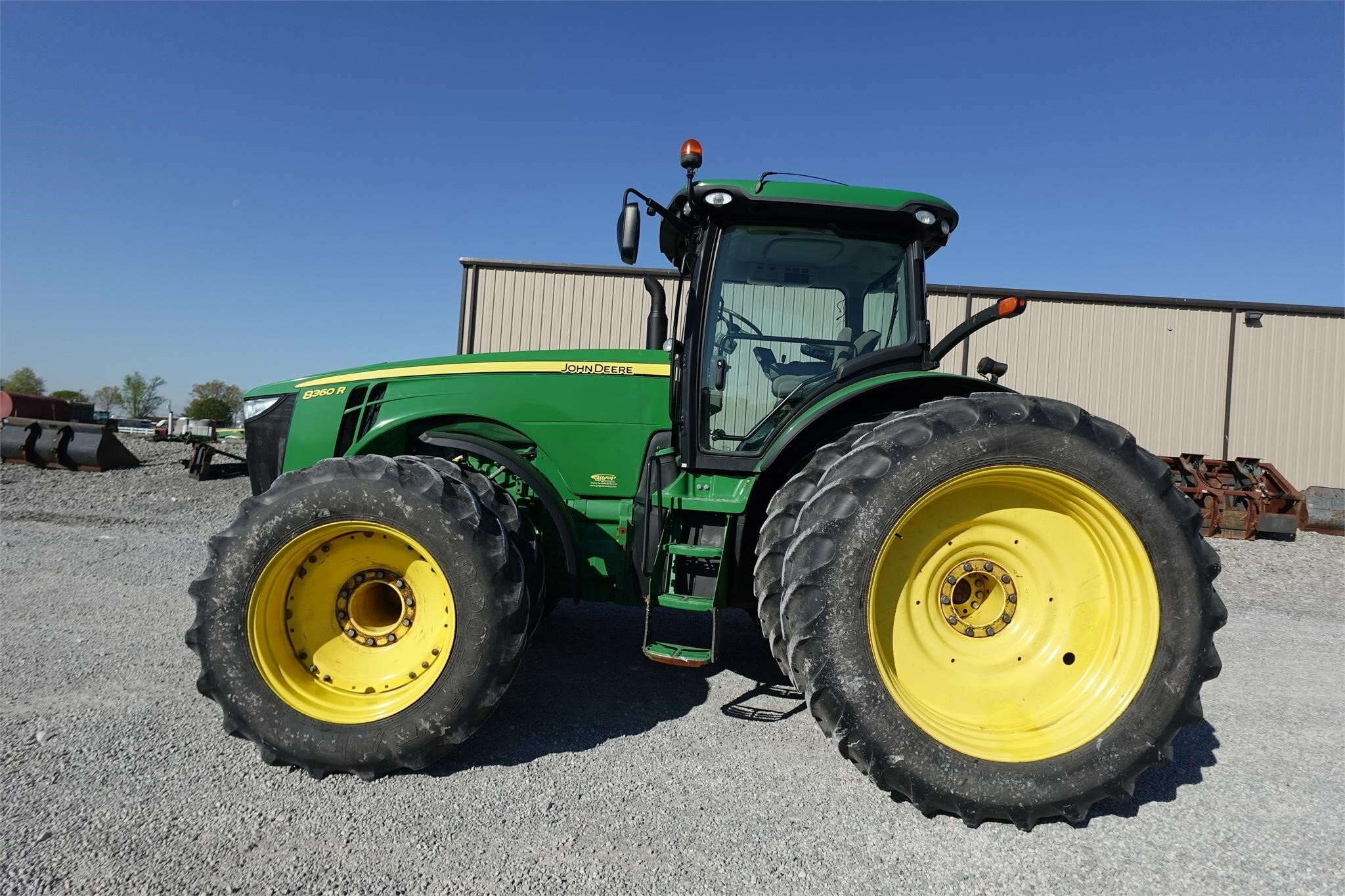 2013 John Deere 8360R Tractor