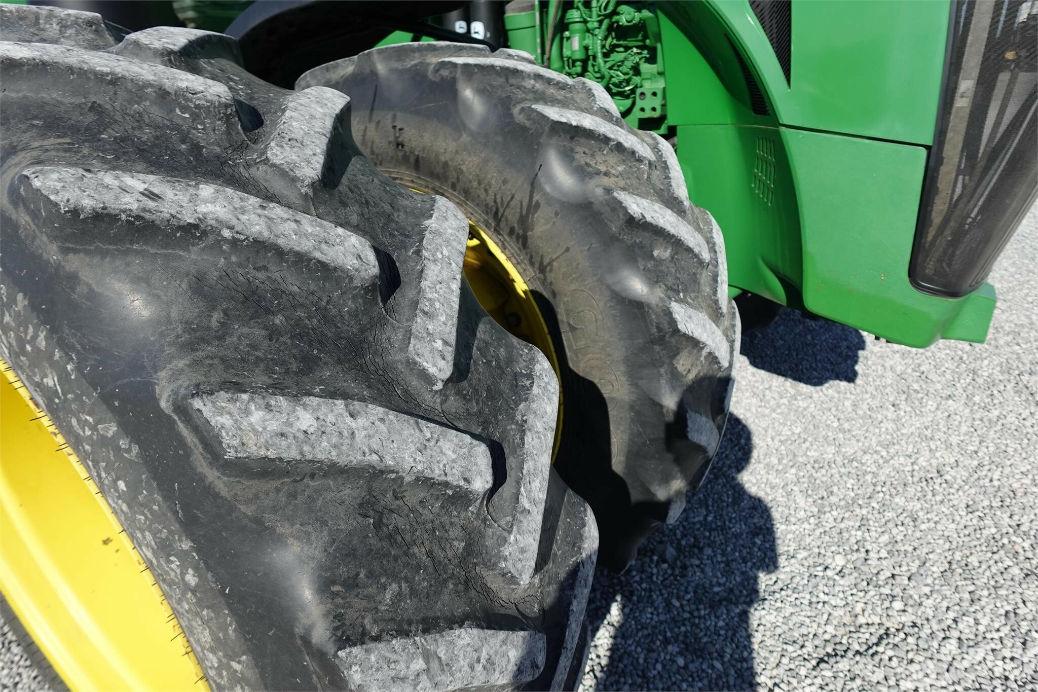 2013 John Deere 8360R Tractor