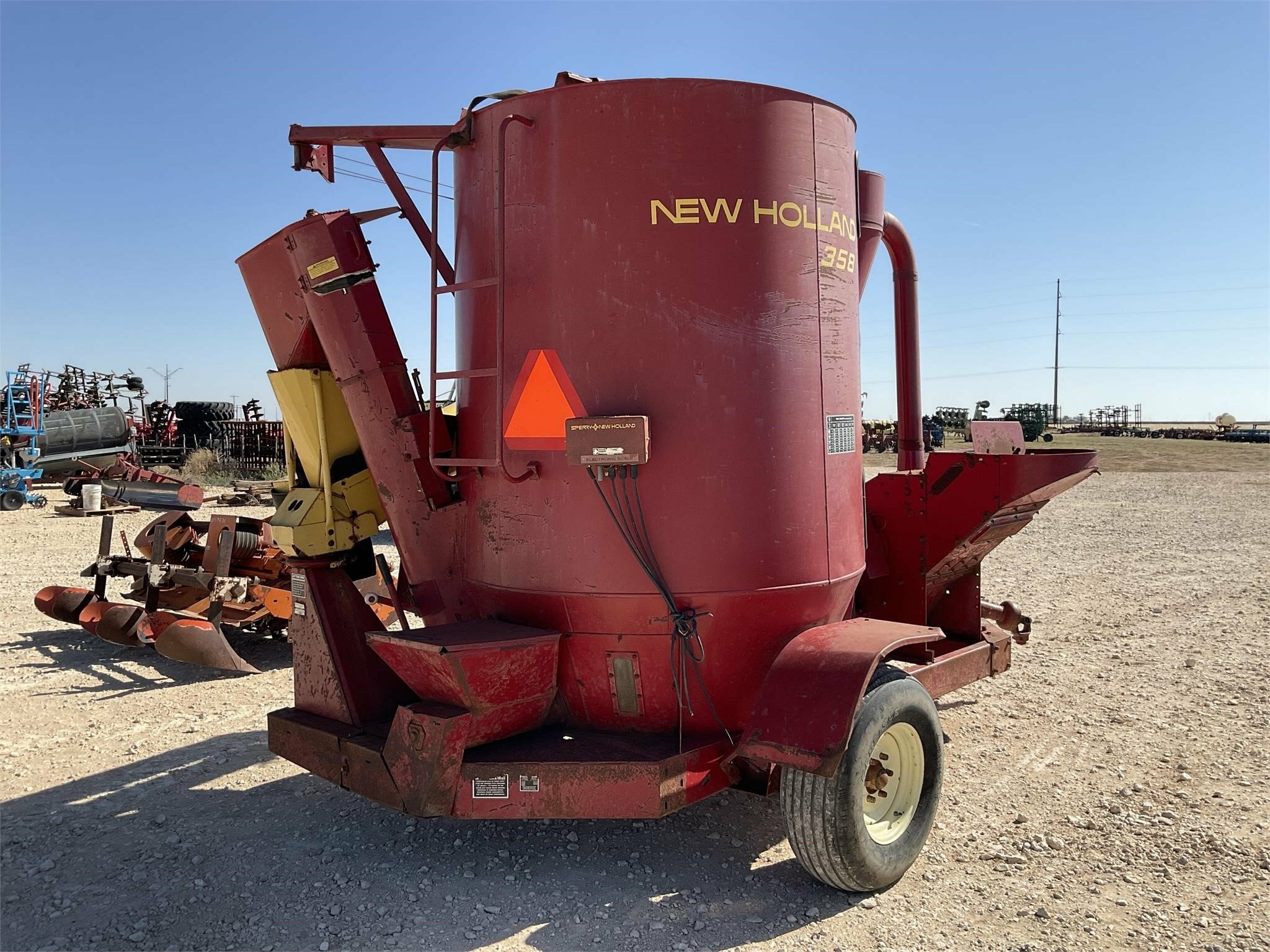 New Holland 358 Grinders and Mixer Call Machinery Pete