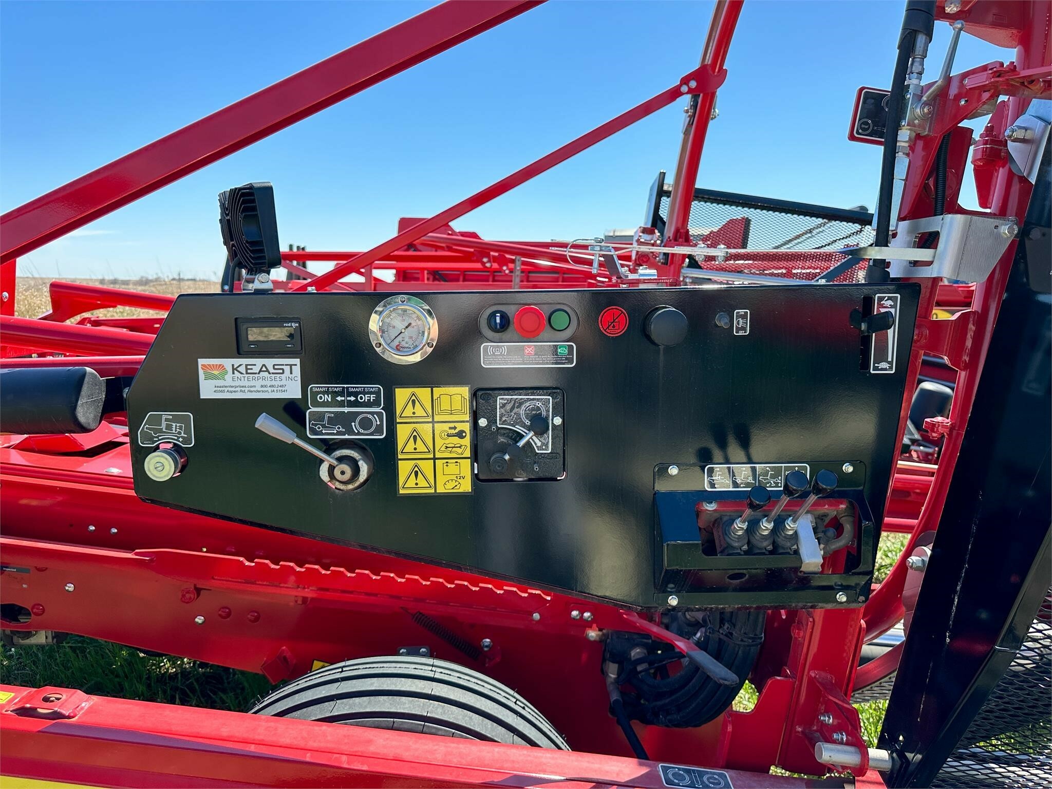 2026 Anderson Hybrid X Bale Wrapper