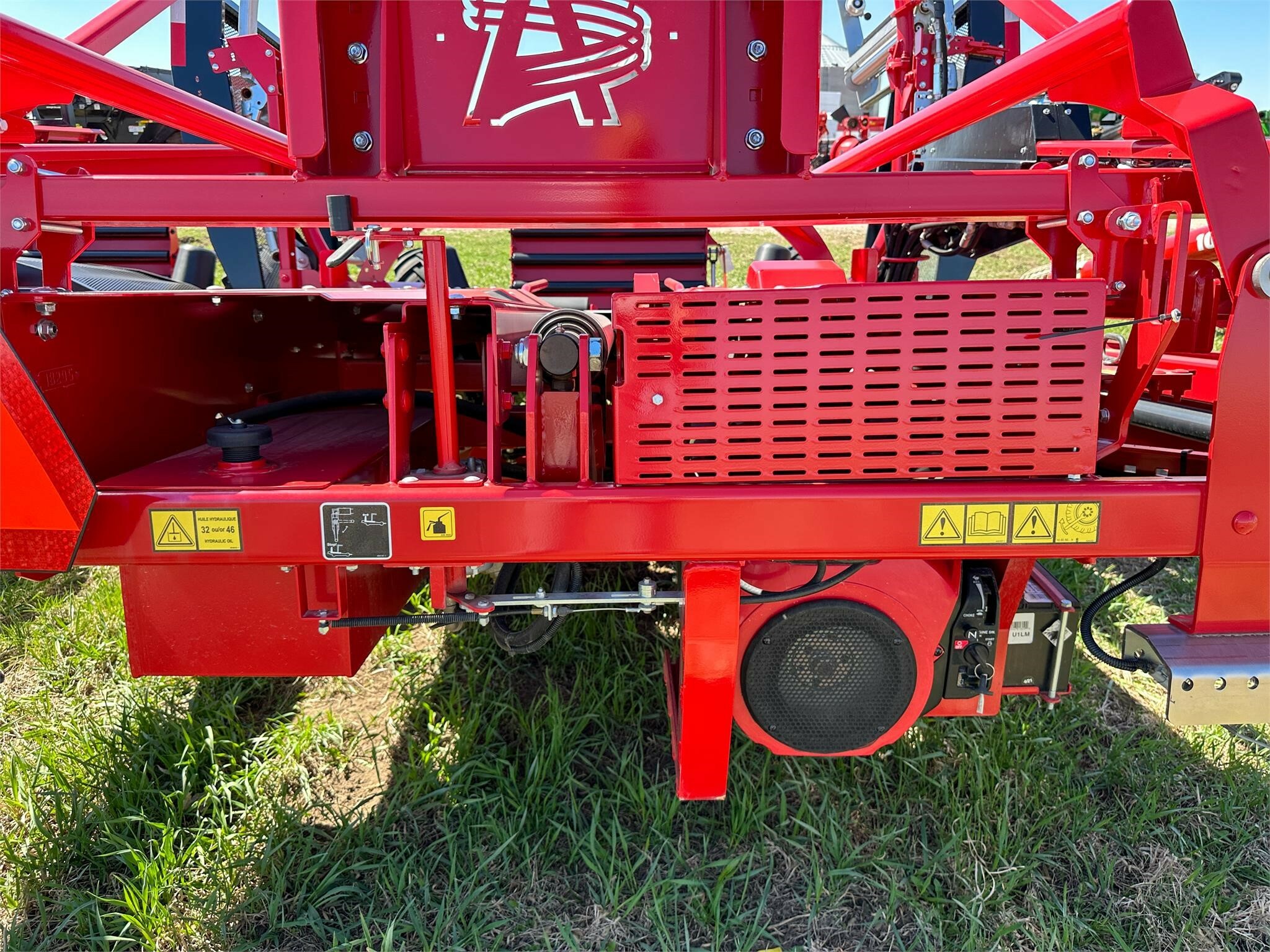 2026 Anderson Hybrid X Bale Wrapper