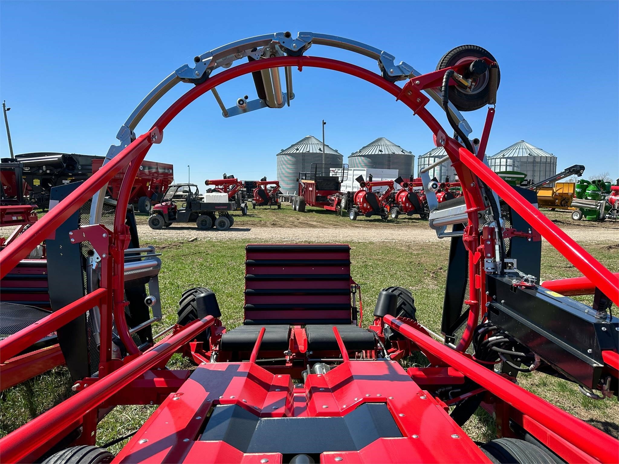 2026 Anderson Hybrid X Bale Wrapper