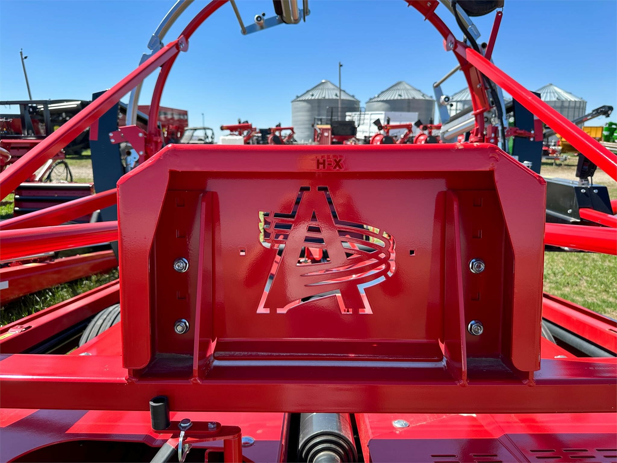2026 Anderson Hybrid X Bale Wrapper