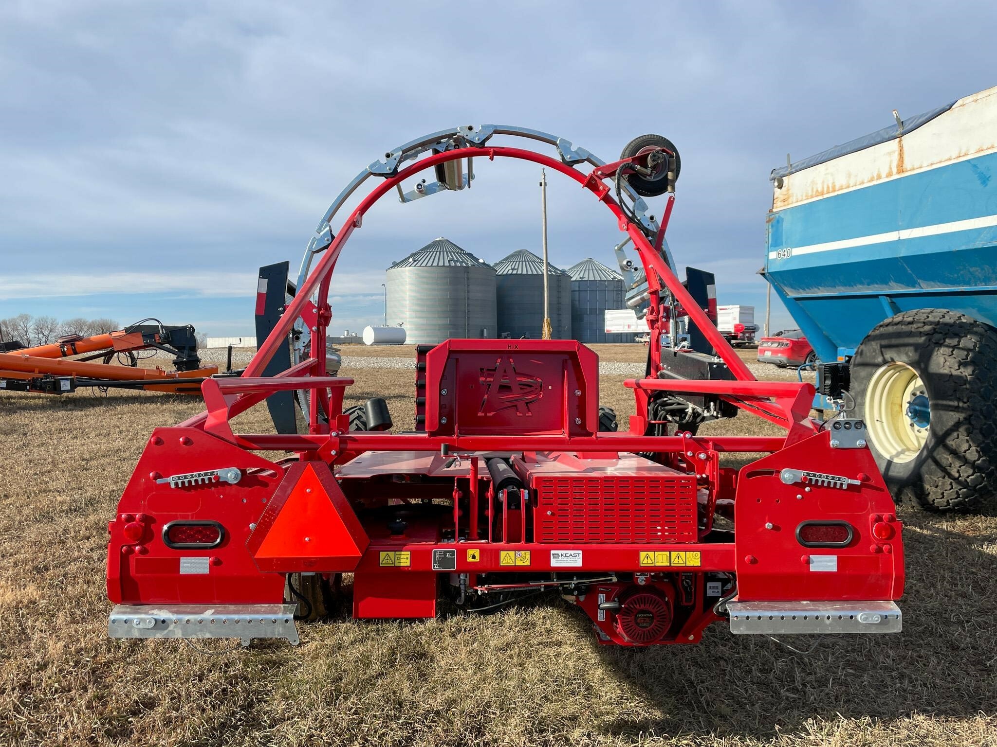 2026 Anderson Hybrid X Bale Wrapper
