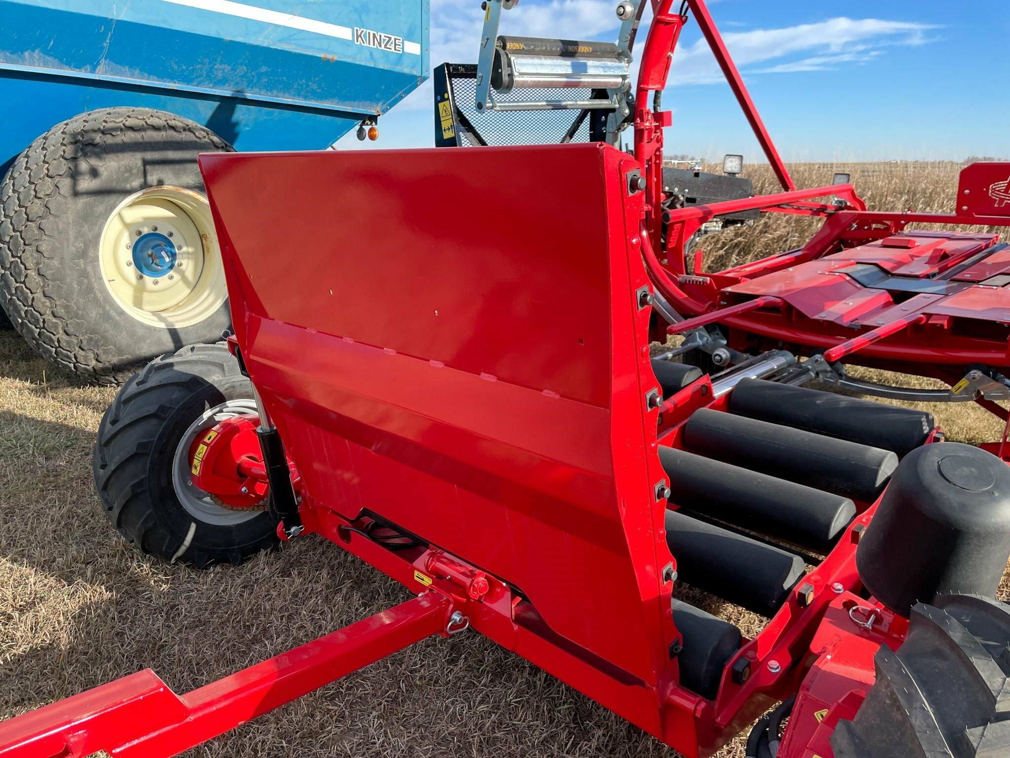 2026 Anderson Hybrid X Bale Wrapper