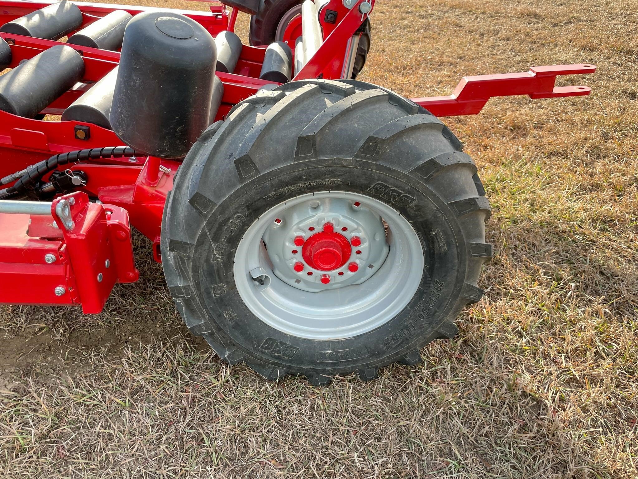 2026 Anderson Hybrid X Bale Wrapper