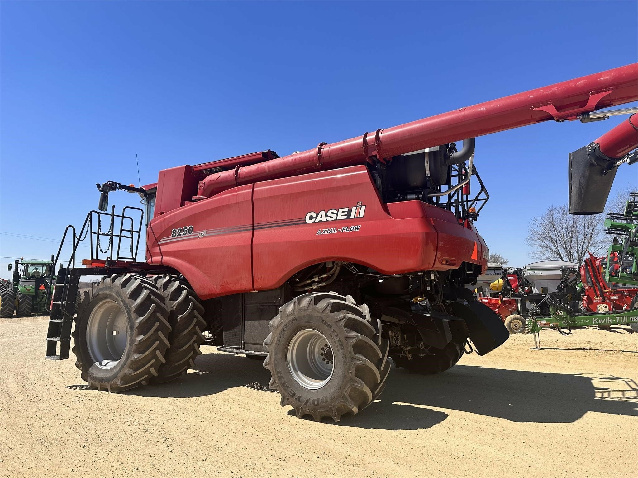 2019 Case IH 8250 Combine