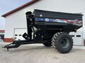 2023 J&M 812-18 Grain Cart