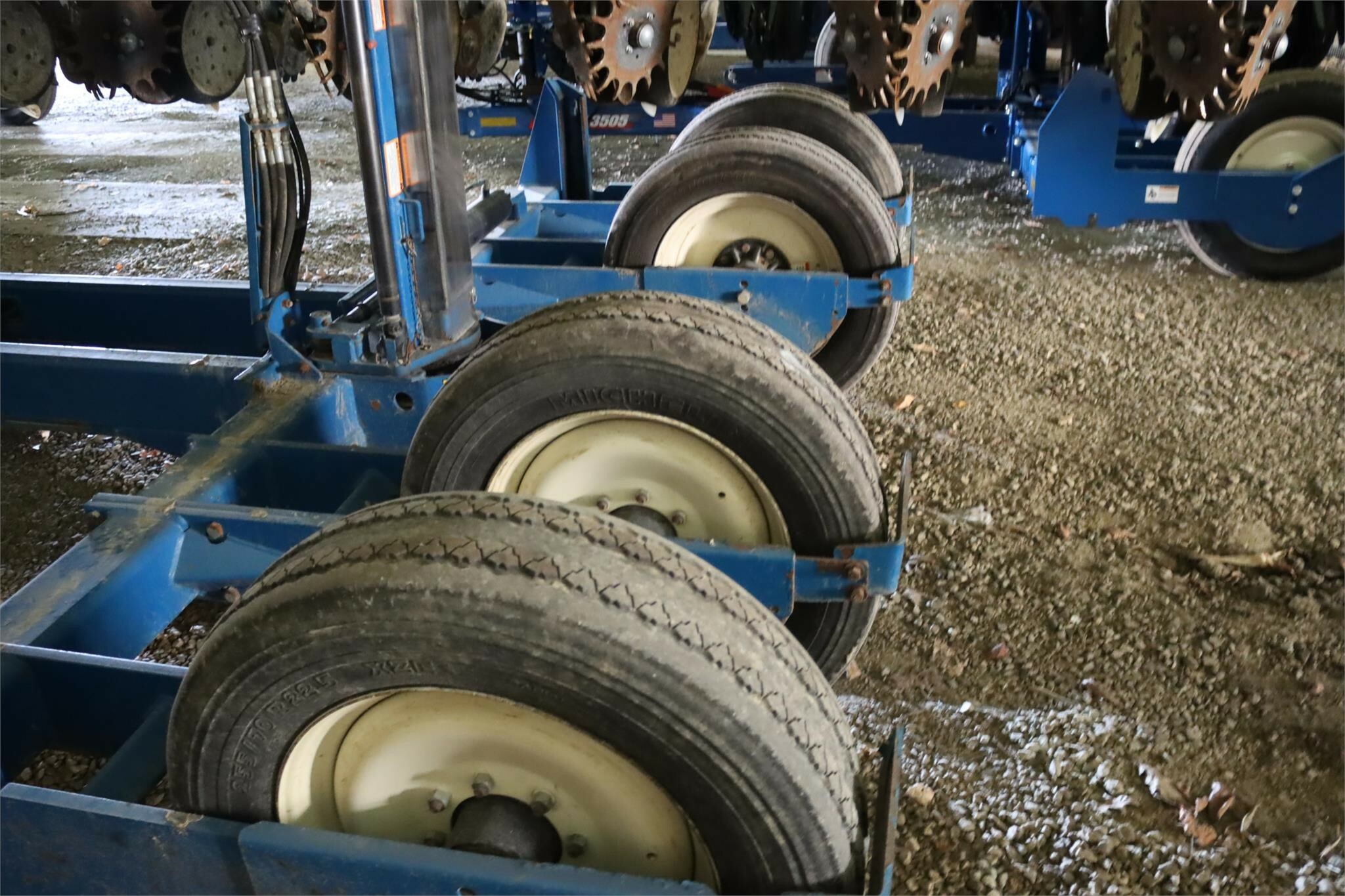 2007 Kinze 3600 Planter