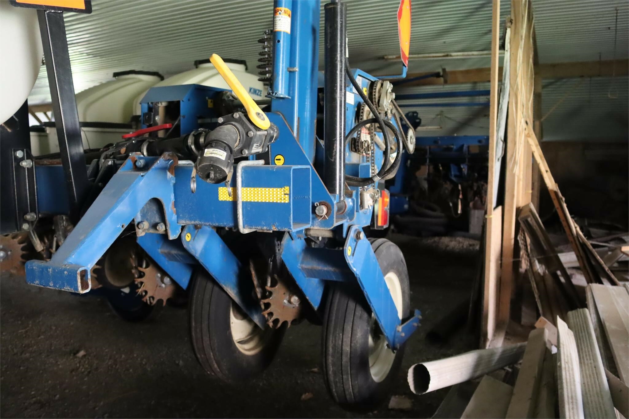 2007 Kinze 3600 Planter