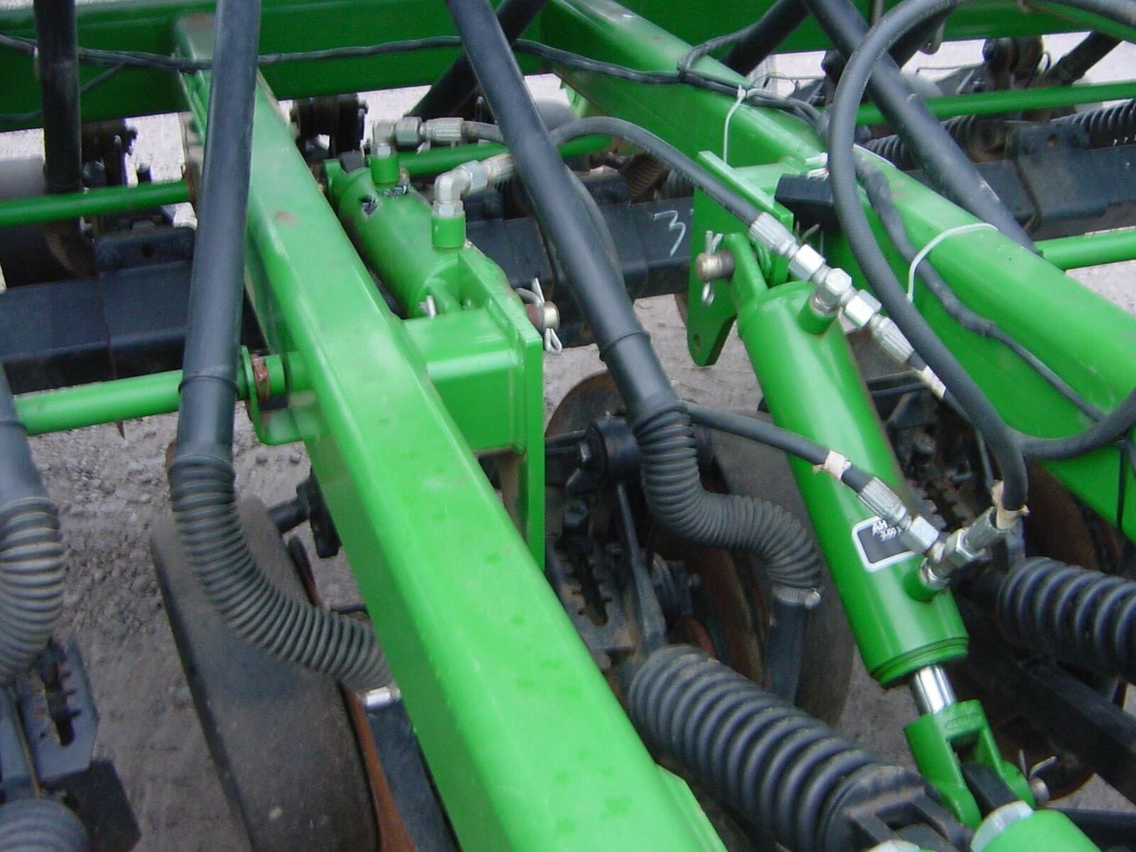  John Deere 1590 Drill