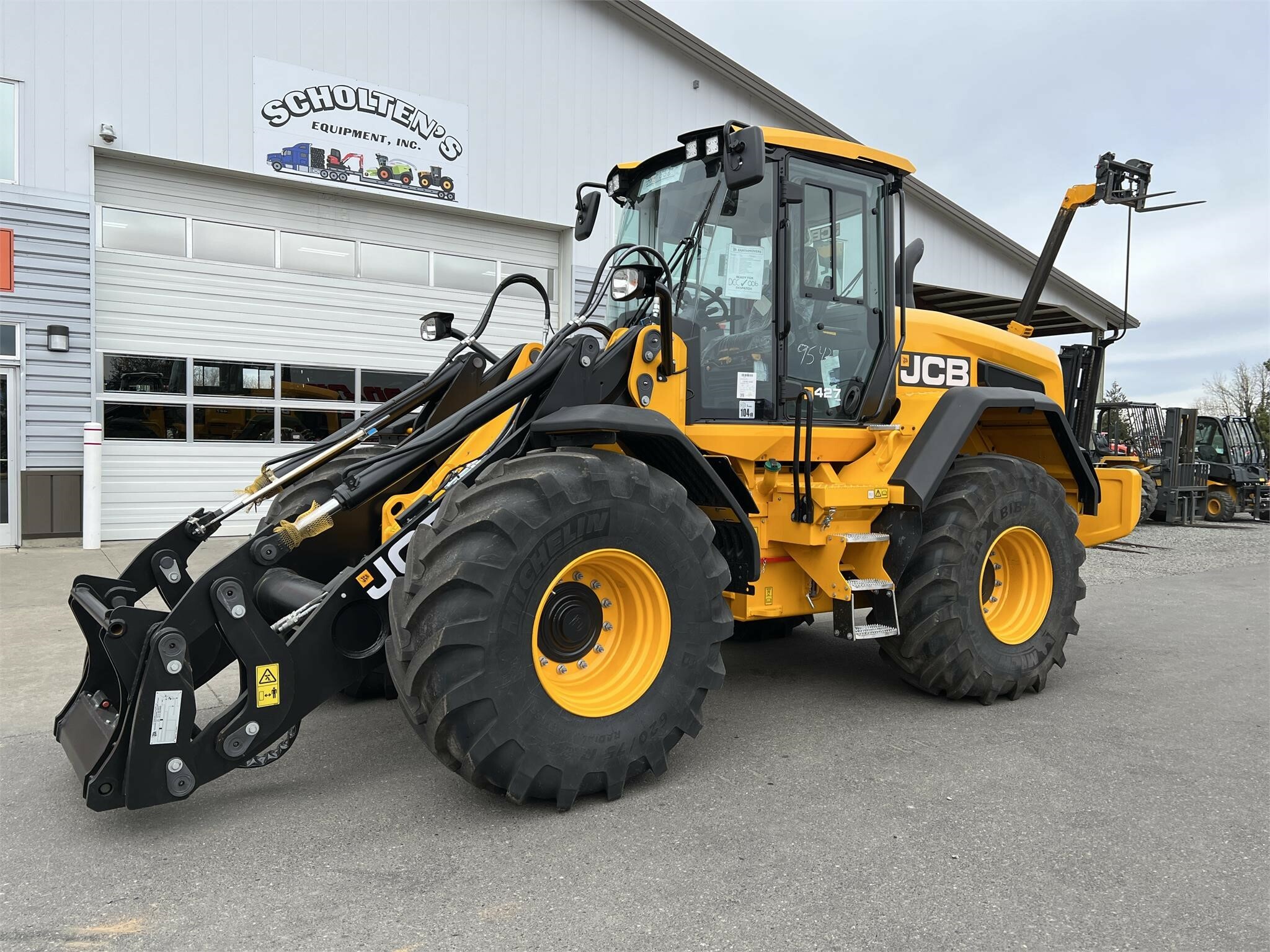 2026 JCB 427 AGRI Wheel Loader