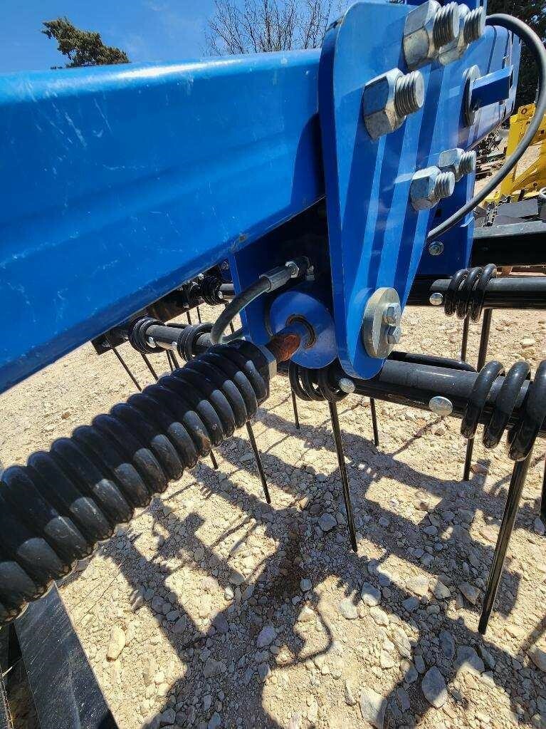 Landoll 2410 Weatherproofer WP1 Disk Chisel Call Machinery Pete