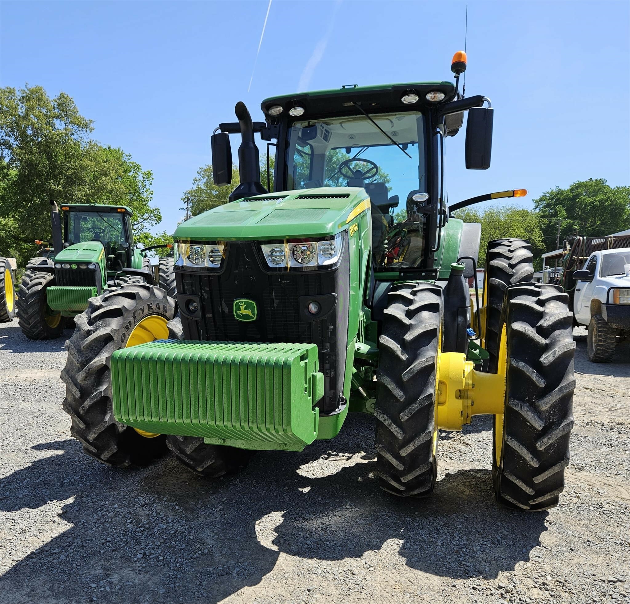 2017 John Deere 8370R Tractor