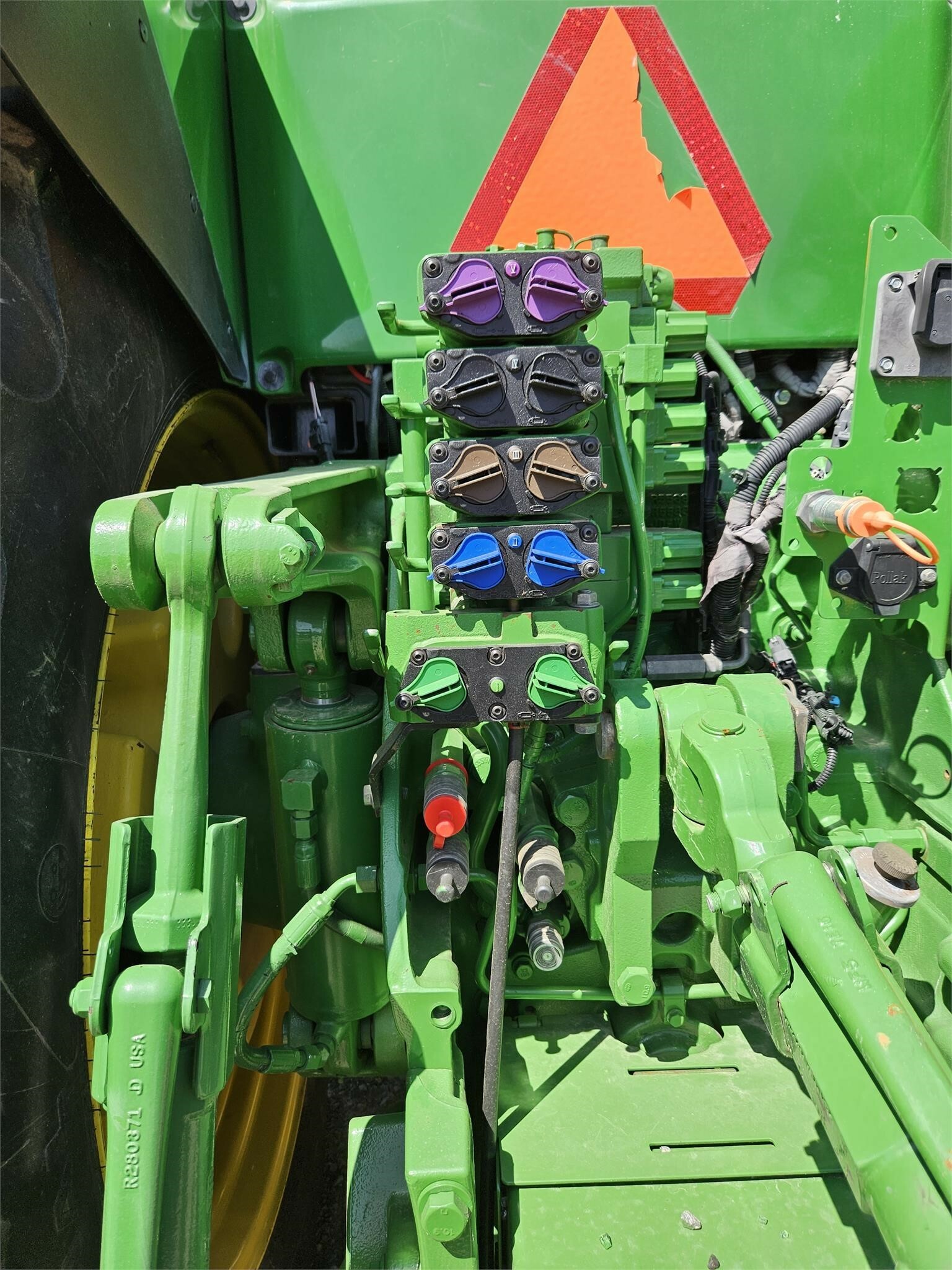 2017 John Deere 8370R Tractor