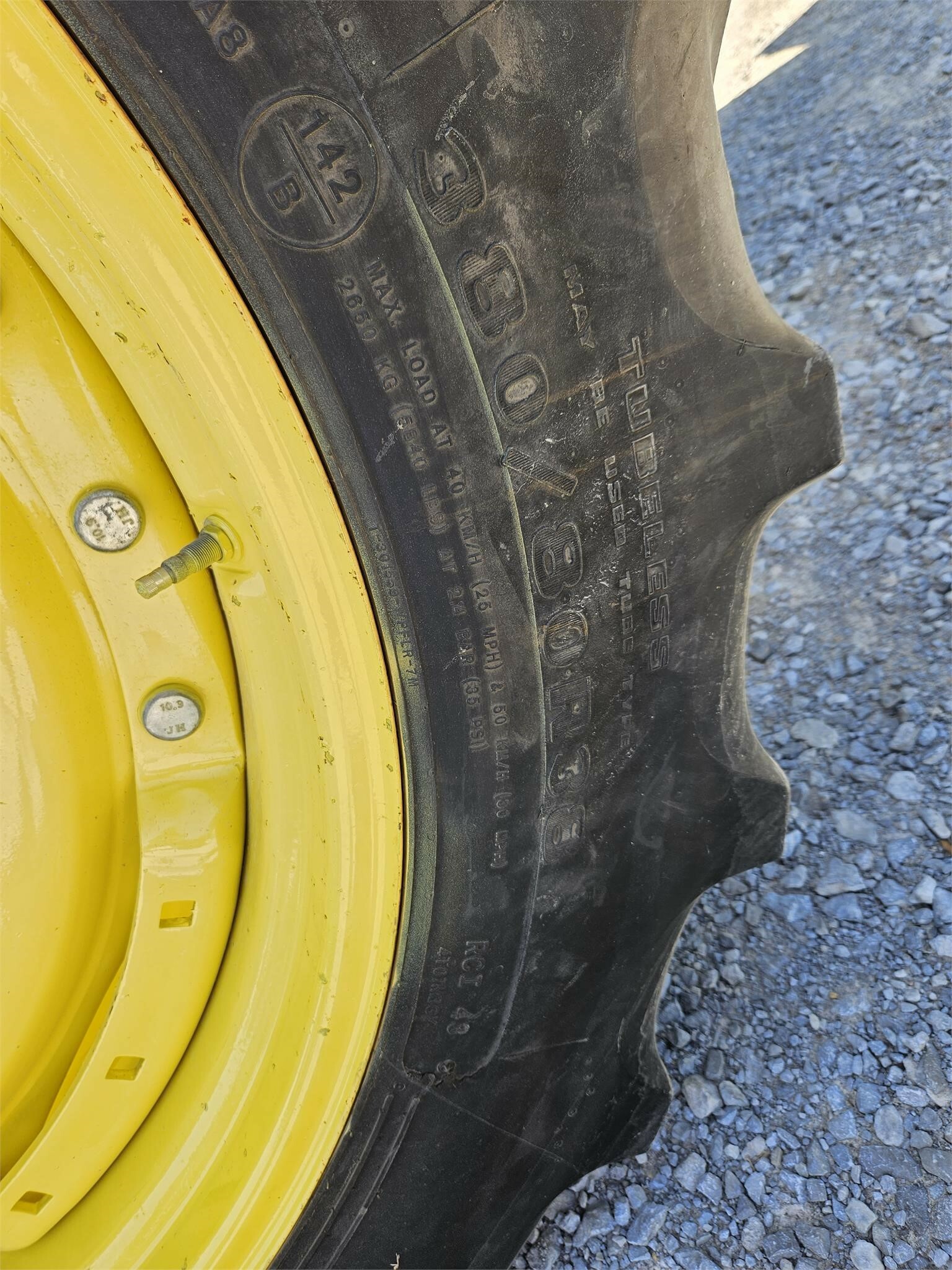 2017 John Deere 8370R Tractor