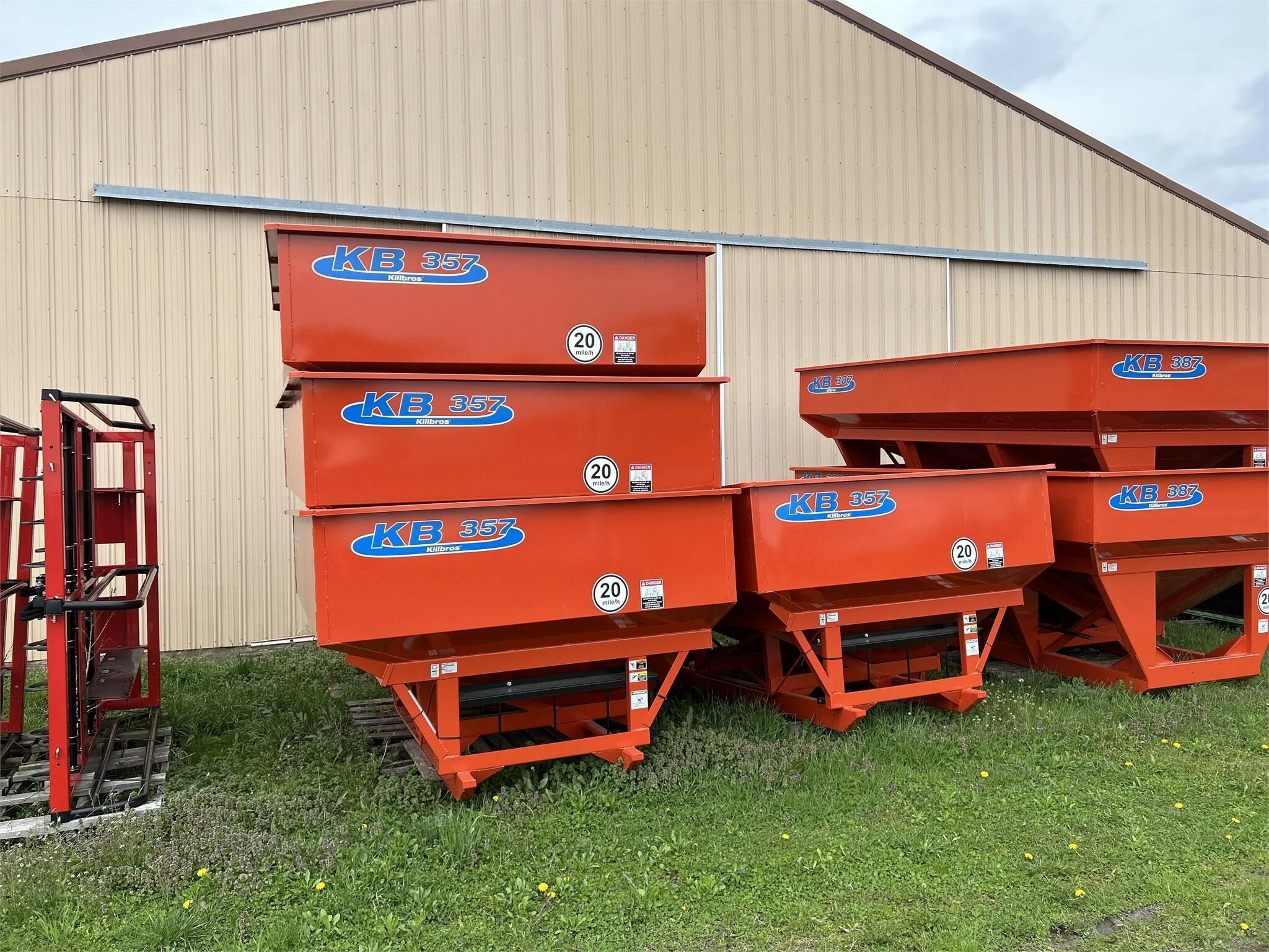 2023 Killbros 357 Gravity Wagon Call Machinery Pete