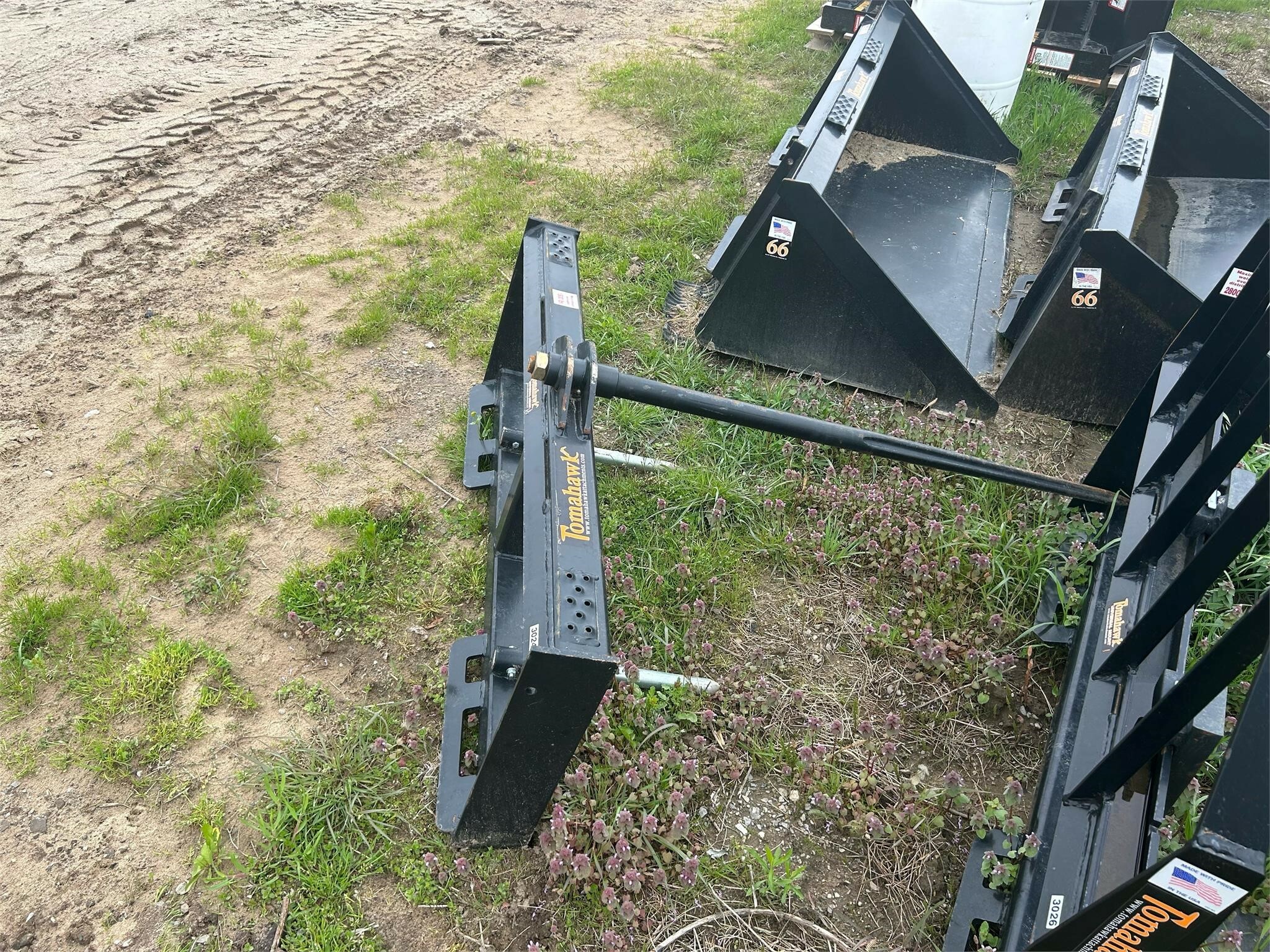 Tomahawk 3024 Loader and Skid Steer Attachment 450 Machinery Pete